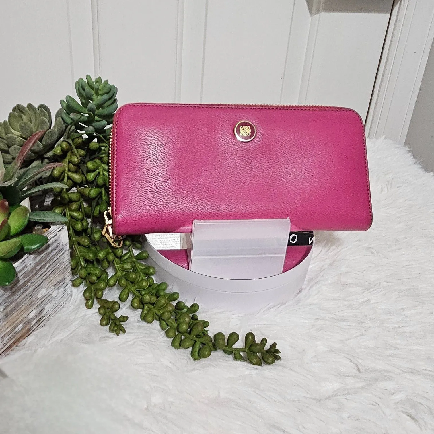 Product image for Loewe Madrid Pink Leather Zip Wallet