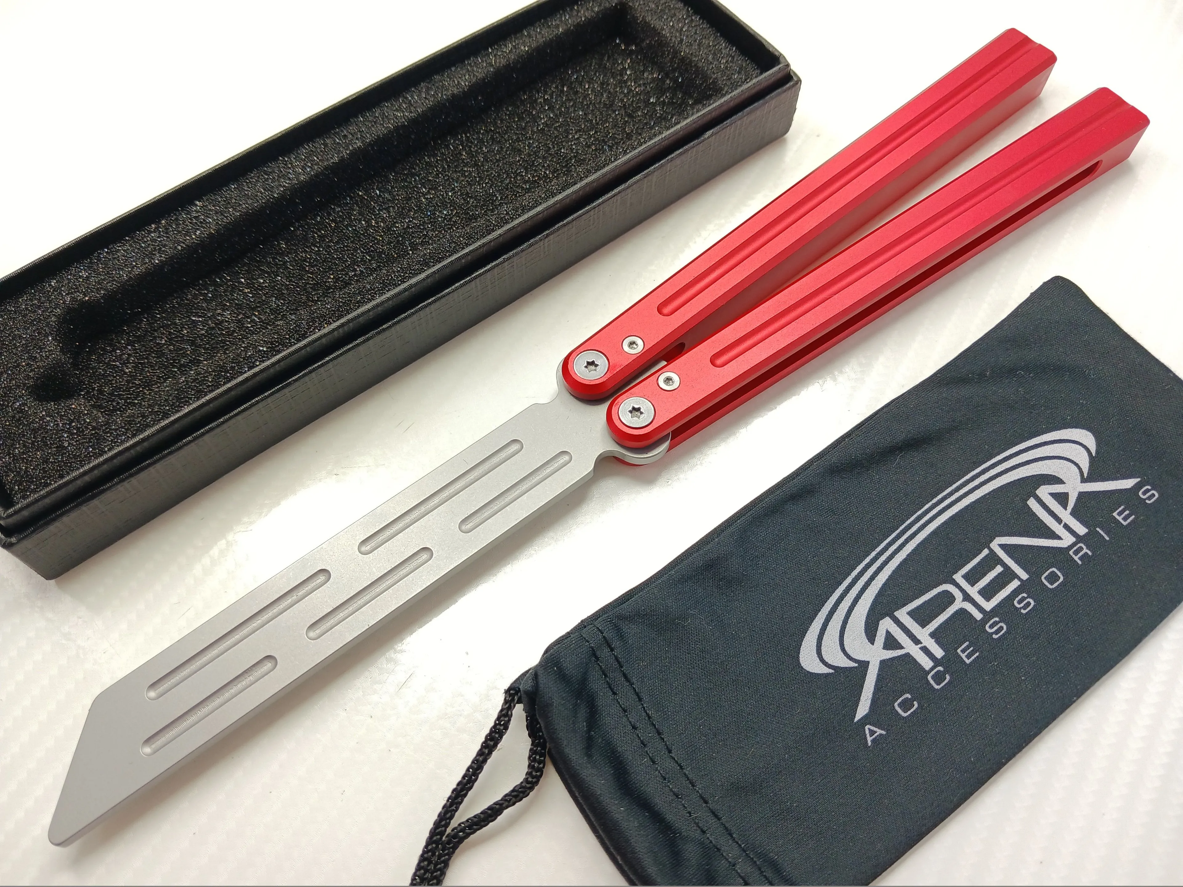 Product image for Red Aluminum Tanto Balisong Trainer with Bearings Zen Pins