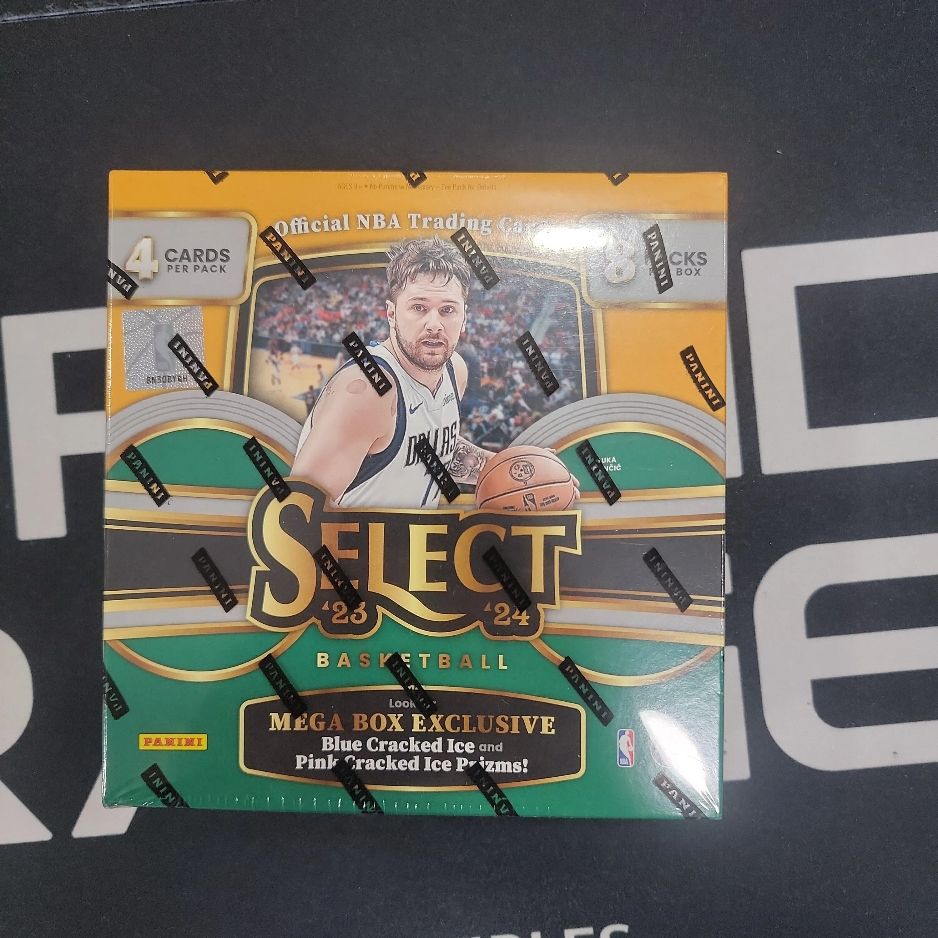 Product image for 1X- 23' Select Mega Box Personal