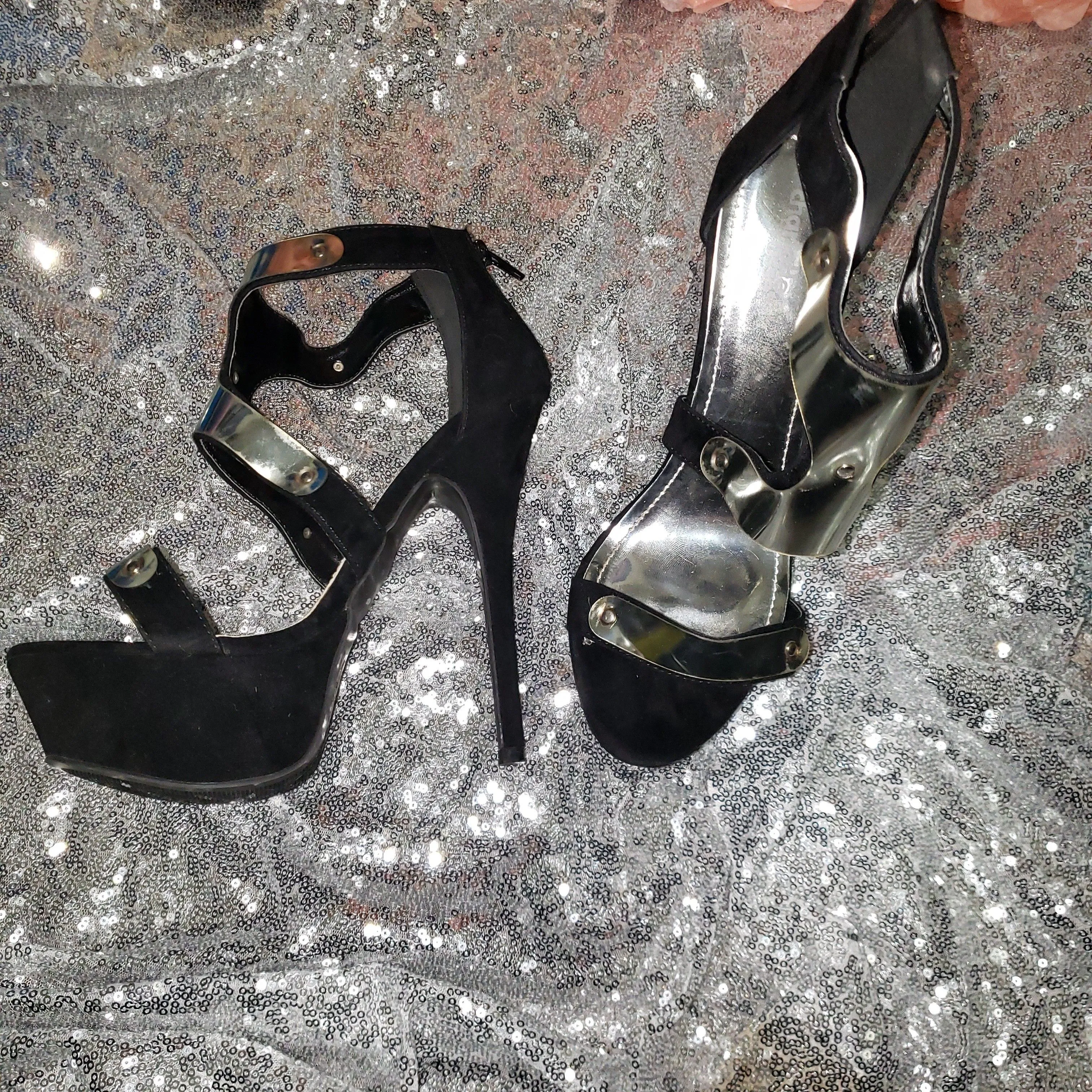 Product image for #100 Black and Silver Stilettos 