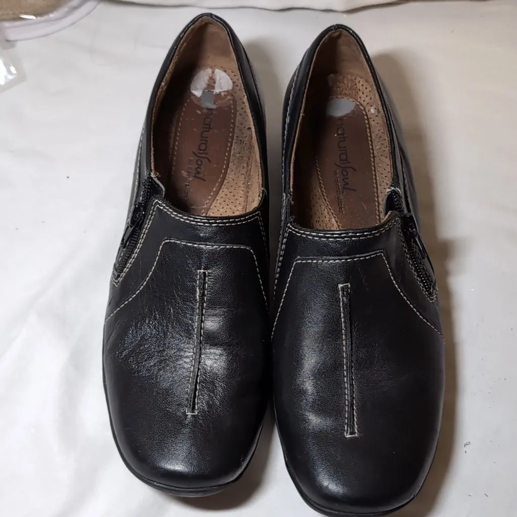 Product image for Natural Soul by Naturalizer Zip Side Shoes
