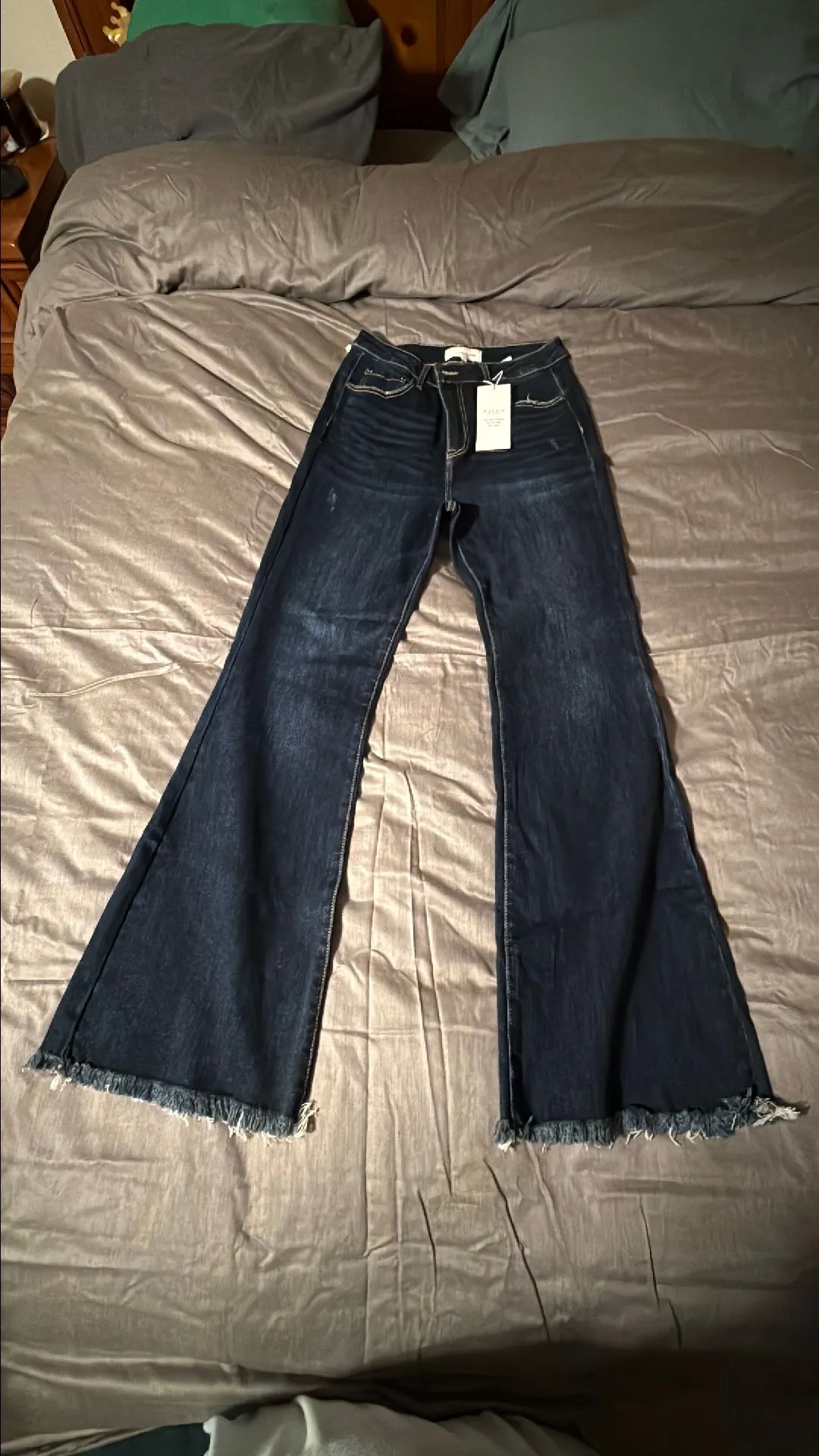 2013c2d7-76bb-4cf6-9902-e6e9bc1e5403