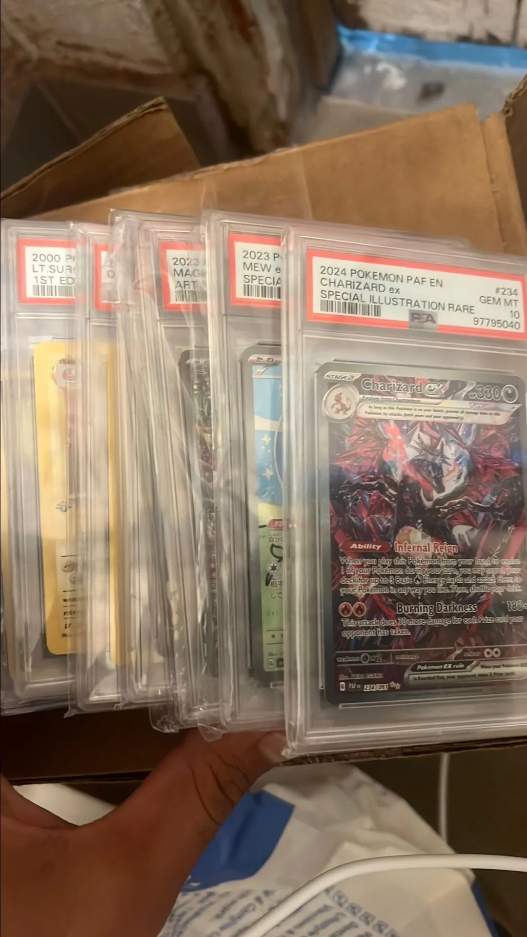 Product image for 1 x 'Wonder White' Surprise Set