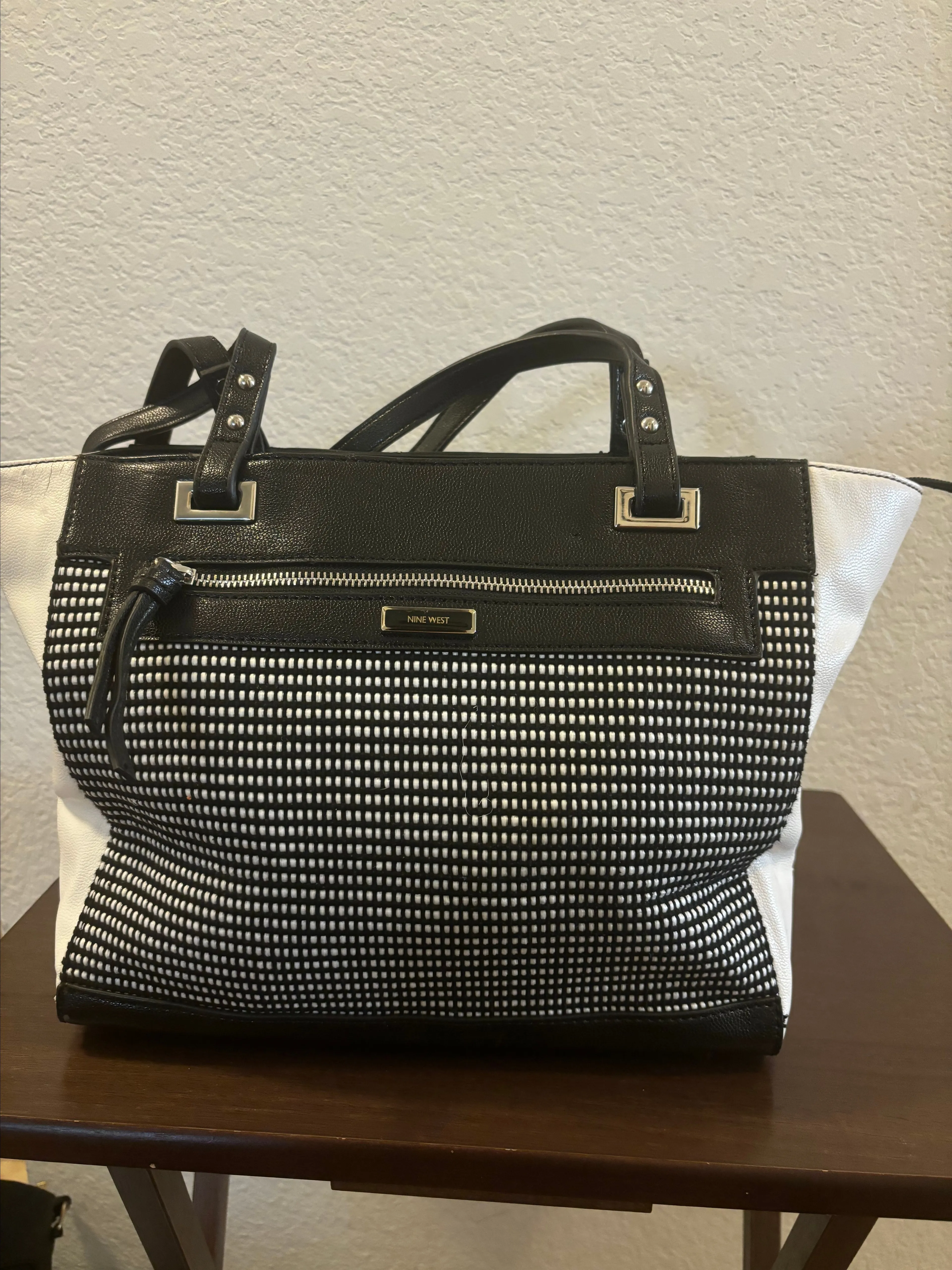Product image for Lady's handbag