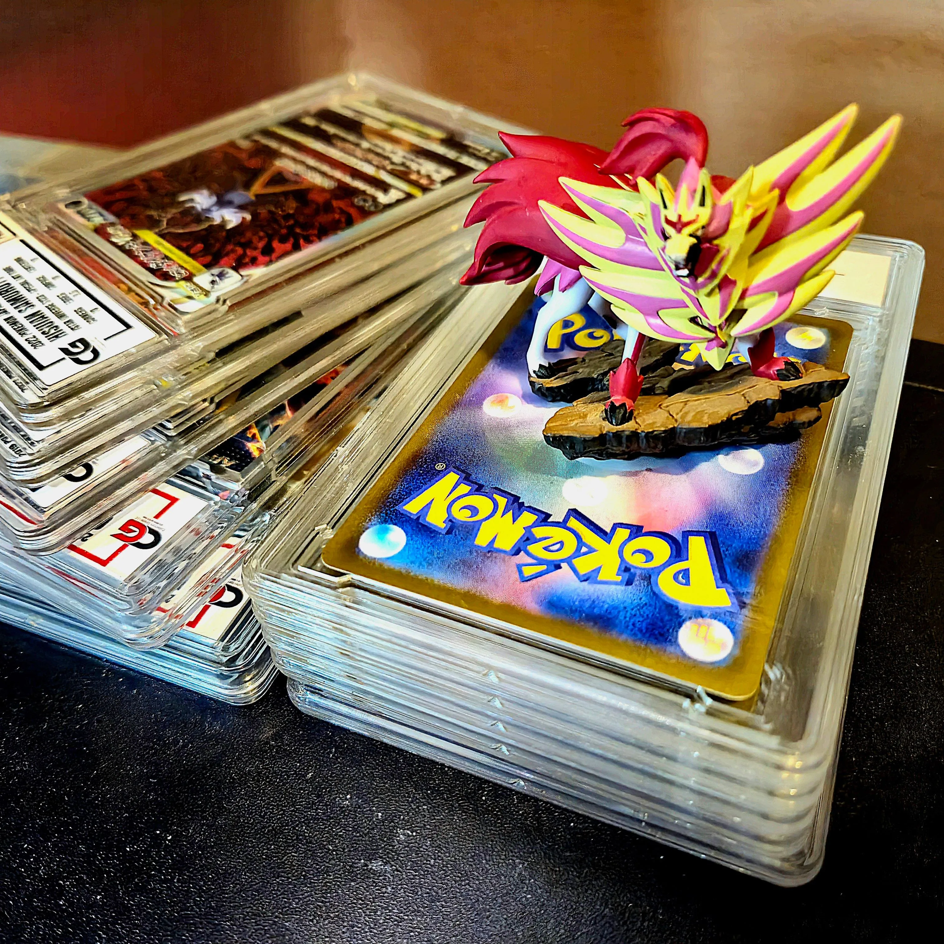 Product image for 2023 POKÉMON TCG - SHINY ZAMAZENTA COLLECTION BOX - SHINY ZAMAZENTA FIGURE