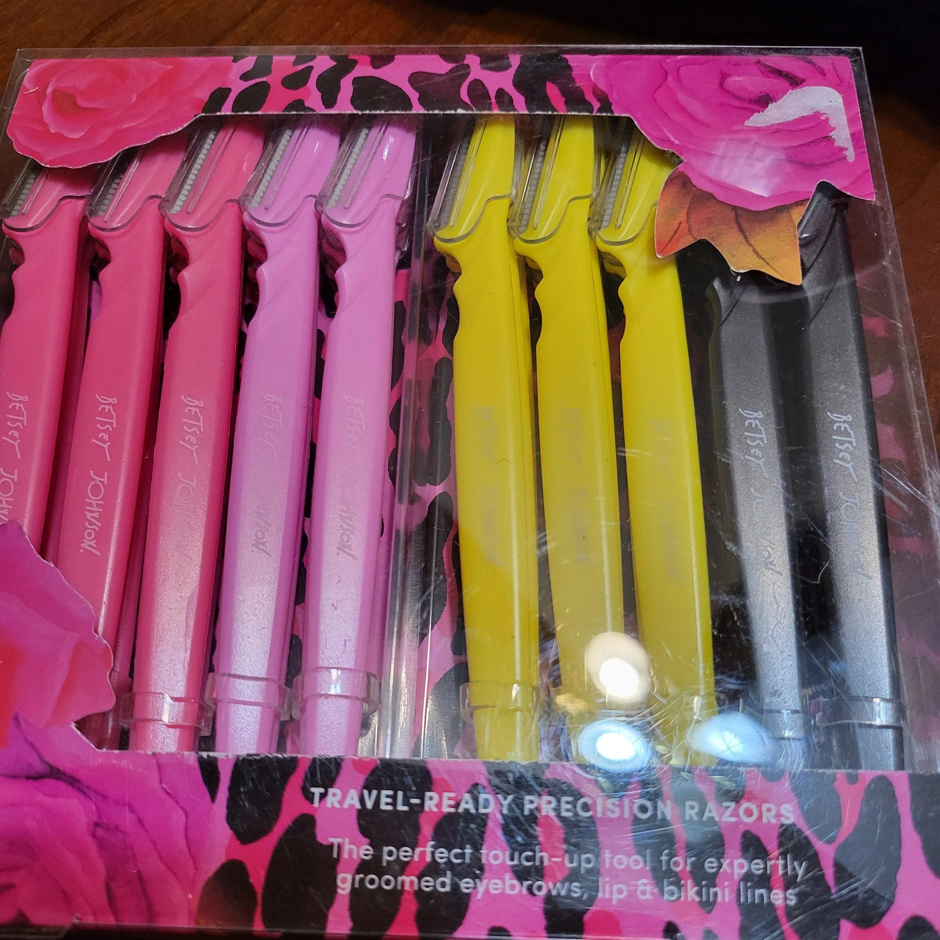 Product image for Betsy Johnson eyebrow Razer