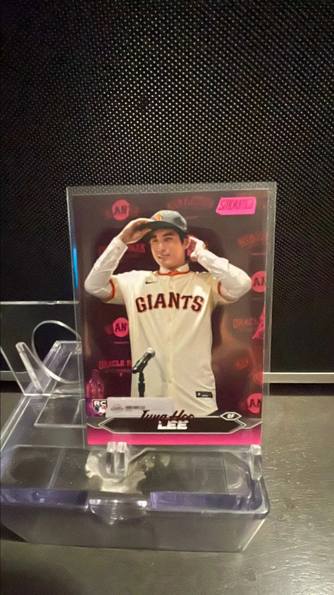 Product image for 2024 Topps Stadium Club Jung Hoo Lee RC Pink Foil Giants