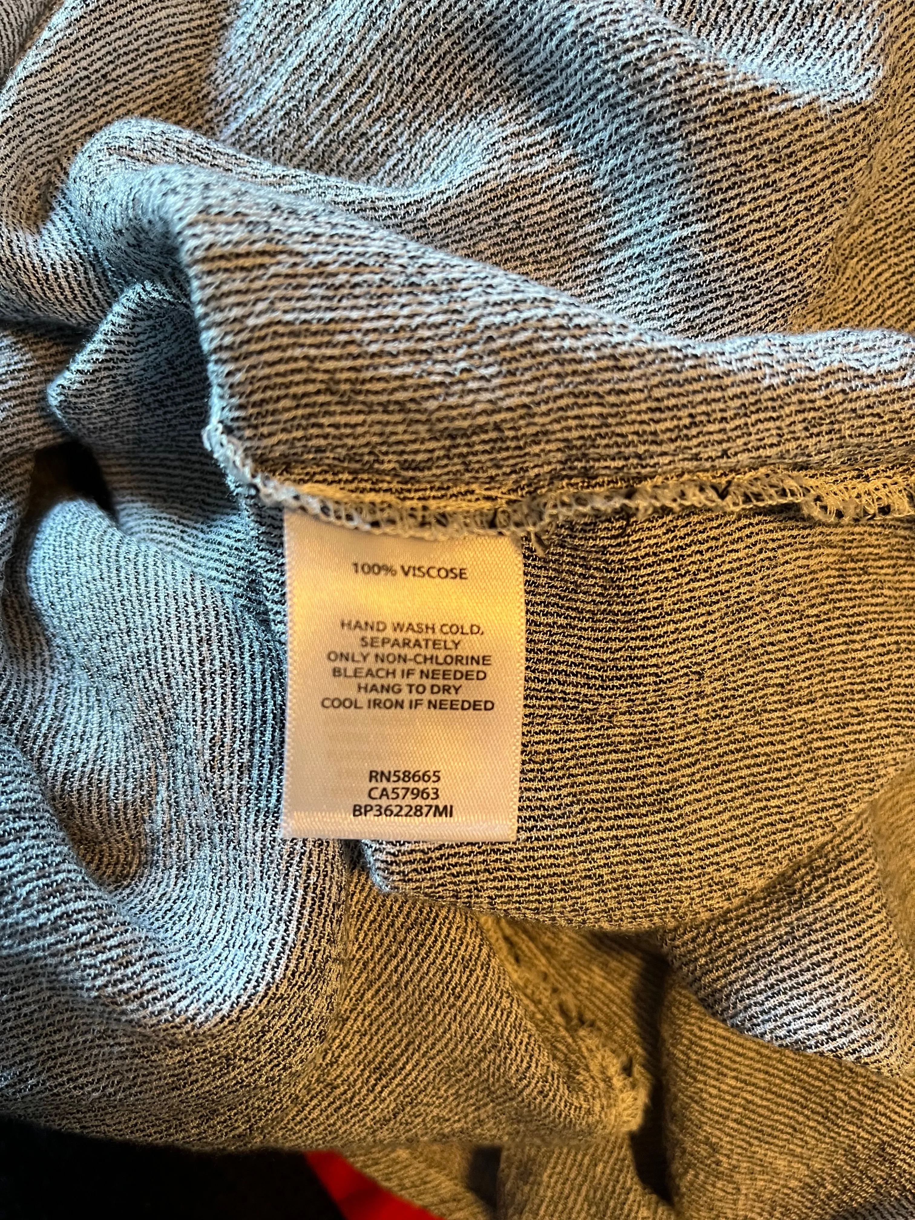 Listing Image Blurred Background