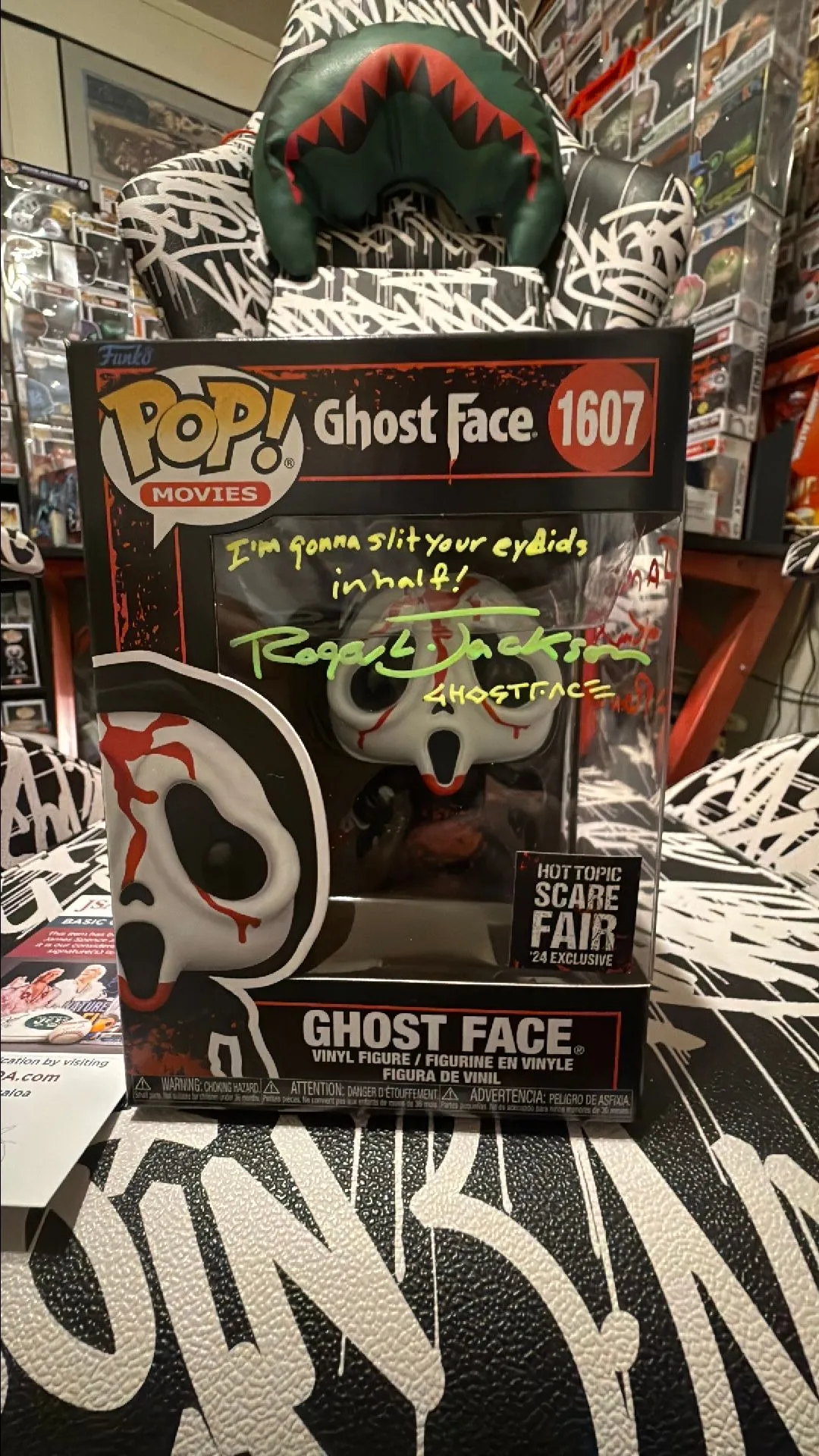 Product image for Ghost face signed by Roger Jackson and Jamie Kennedy with  (i'm gonna slit your eyelids in half!)