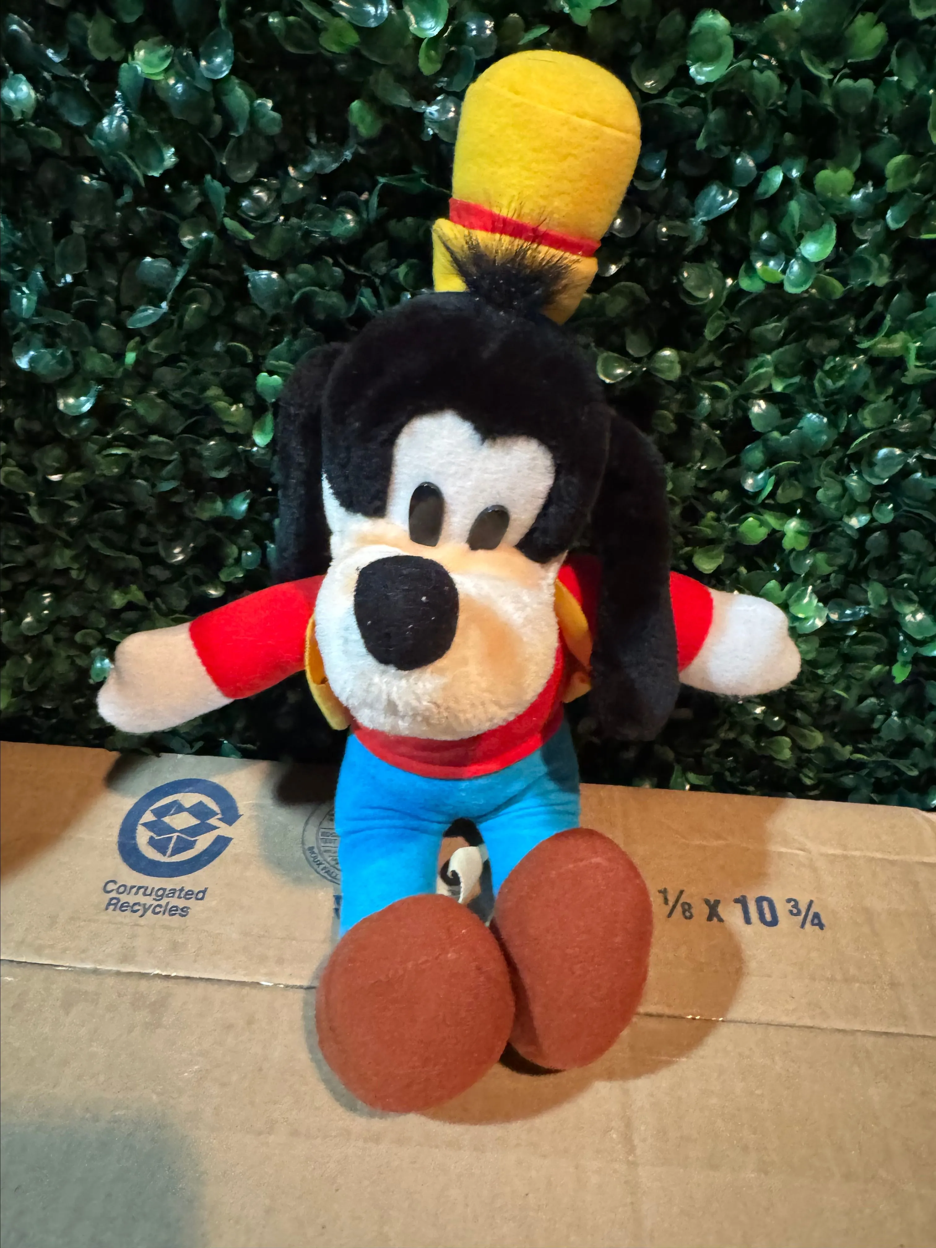 Product image for Goofy Plush