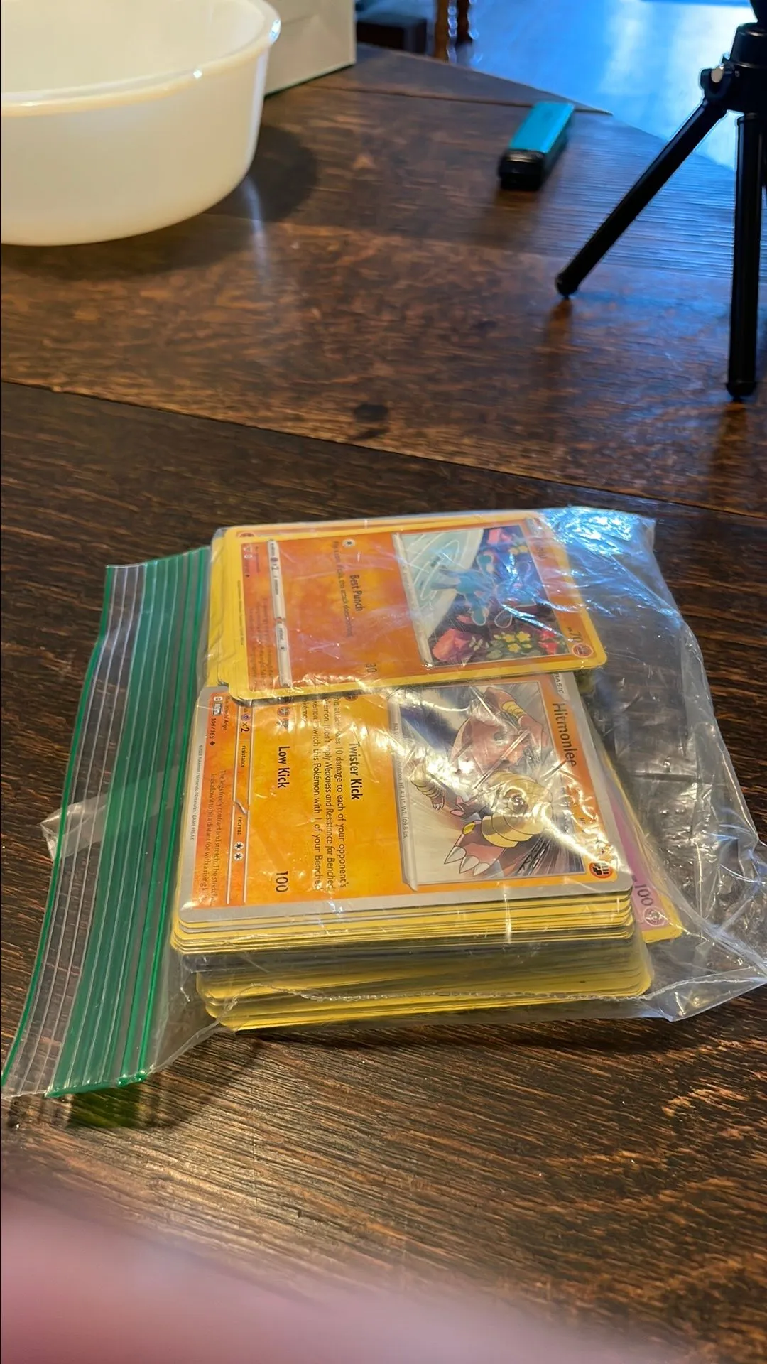 Product image for Over 100 assorted Pokémon cards