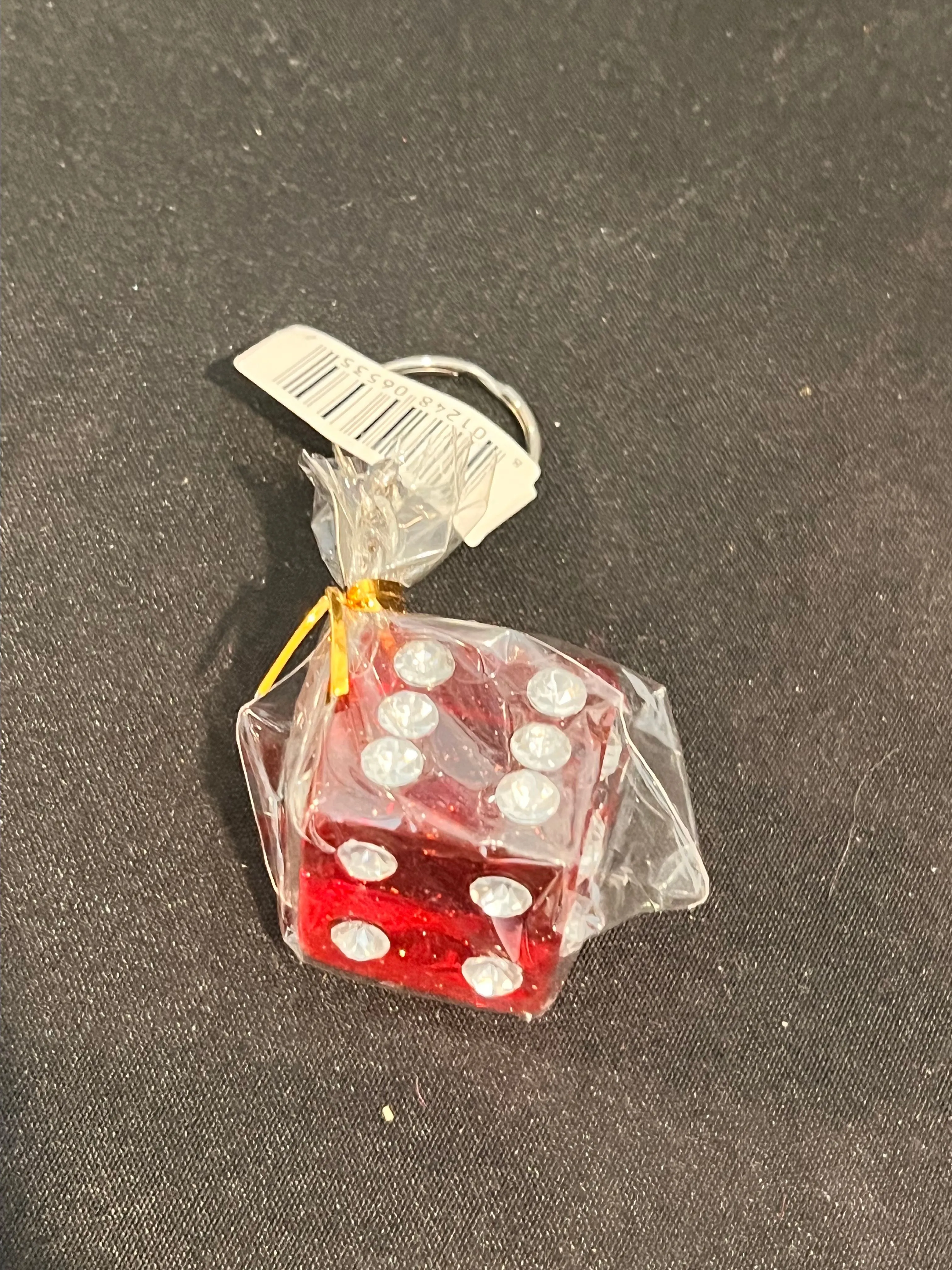 Product image for Red dice keychain