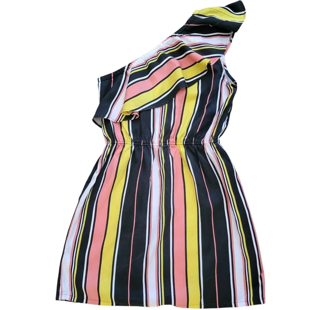Listing Image Blurred Background