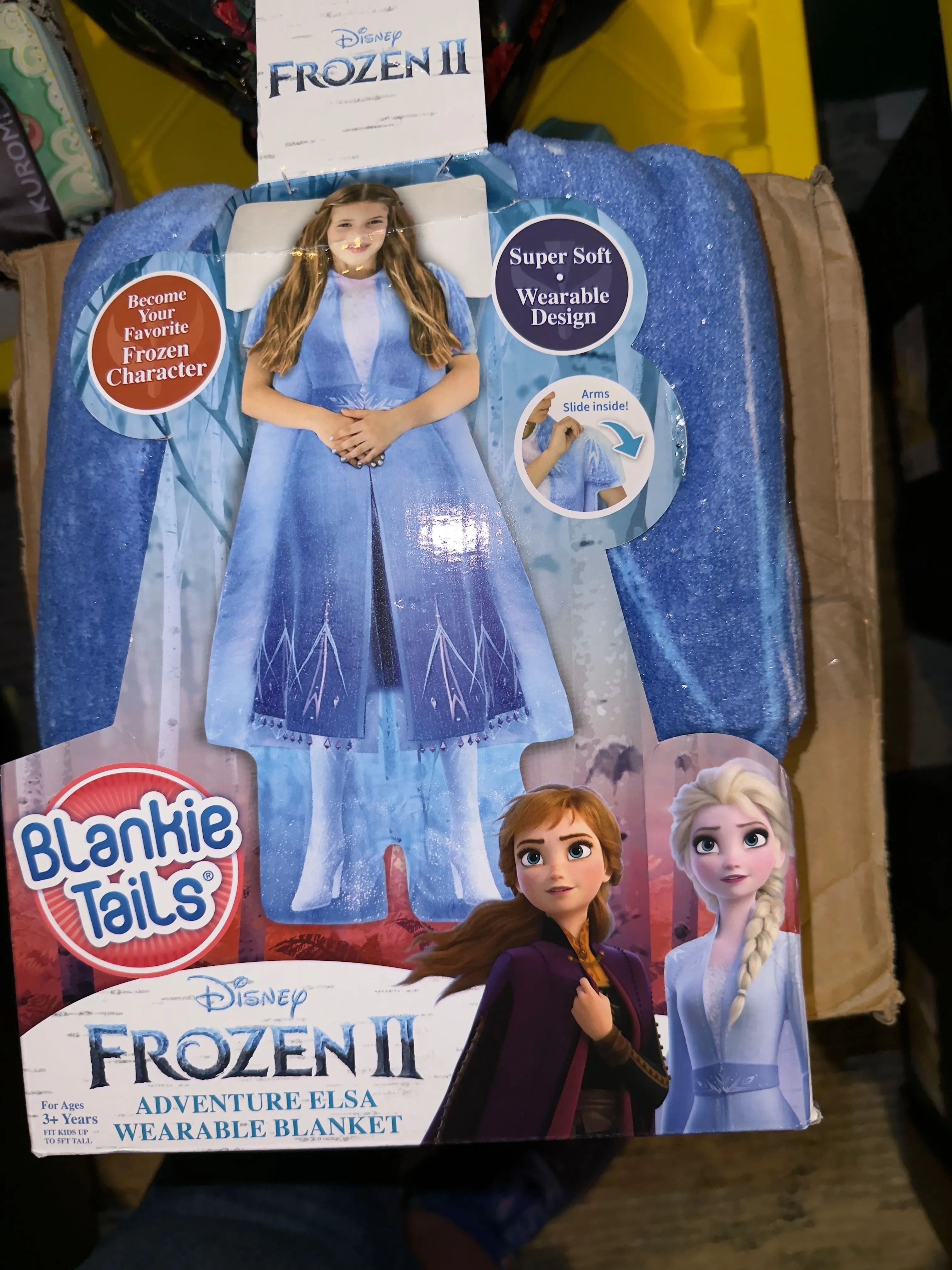 Product image for Frozen Anna blankie tails nwt
