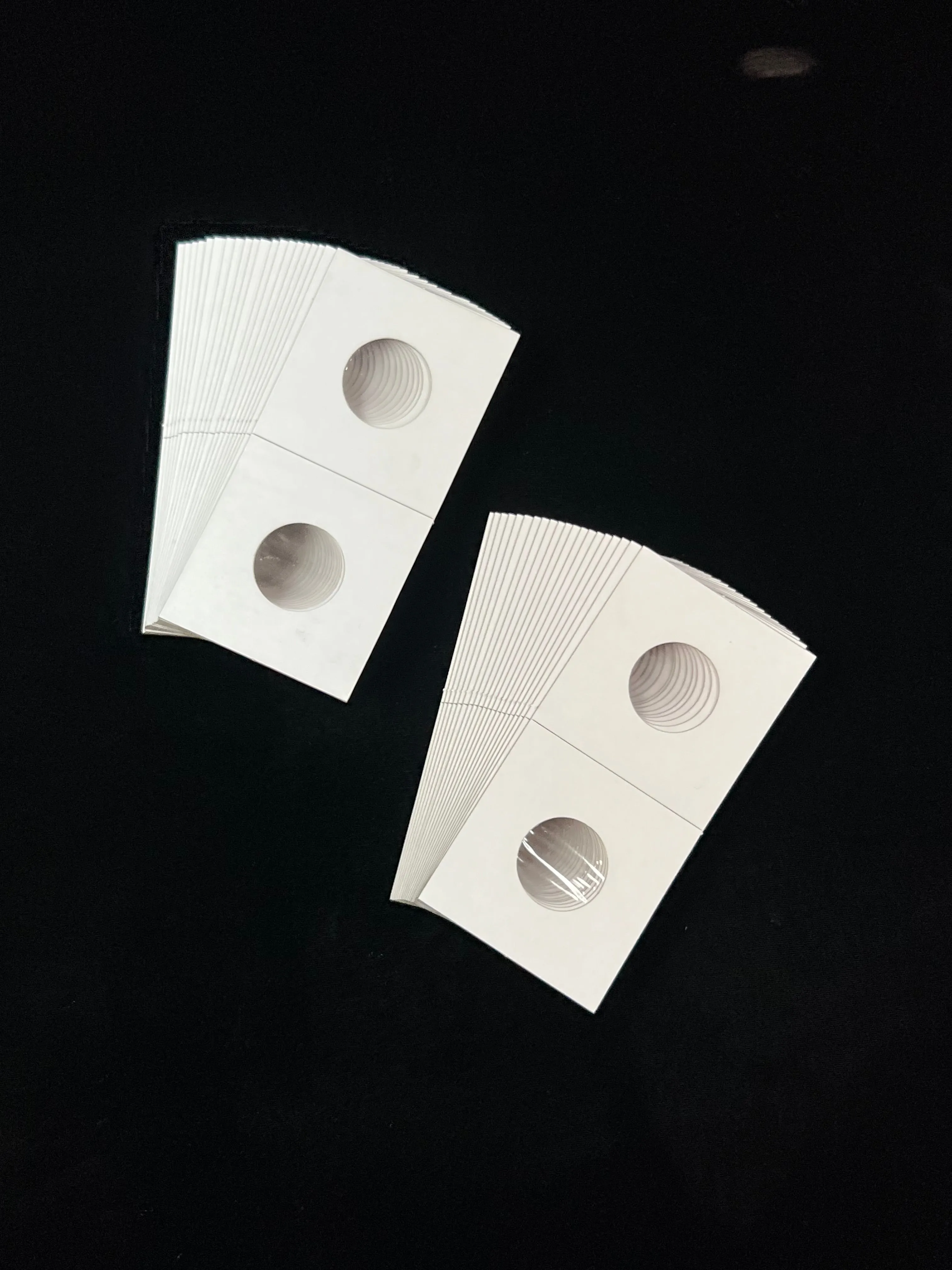 Product image for Lot of (35) 2 x 2 Nickel Cardboard Flips