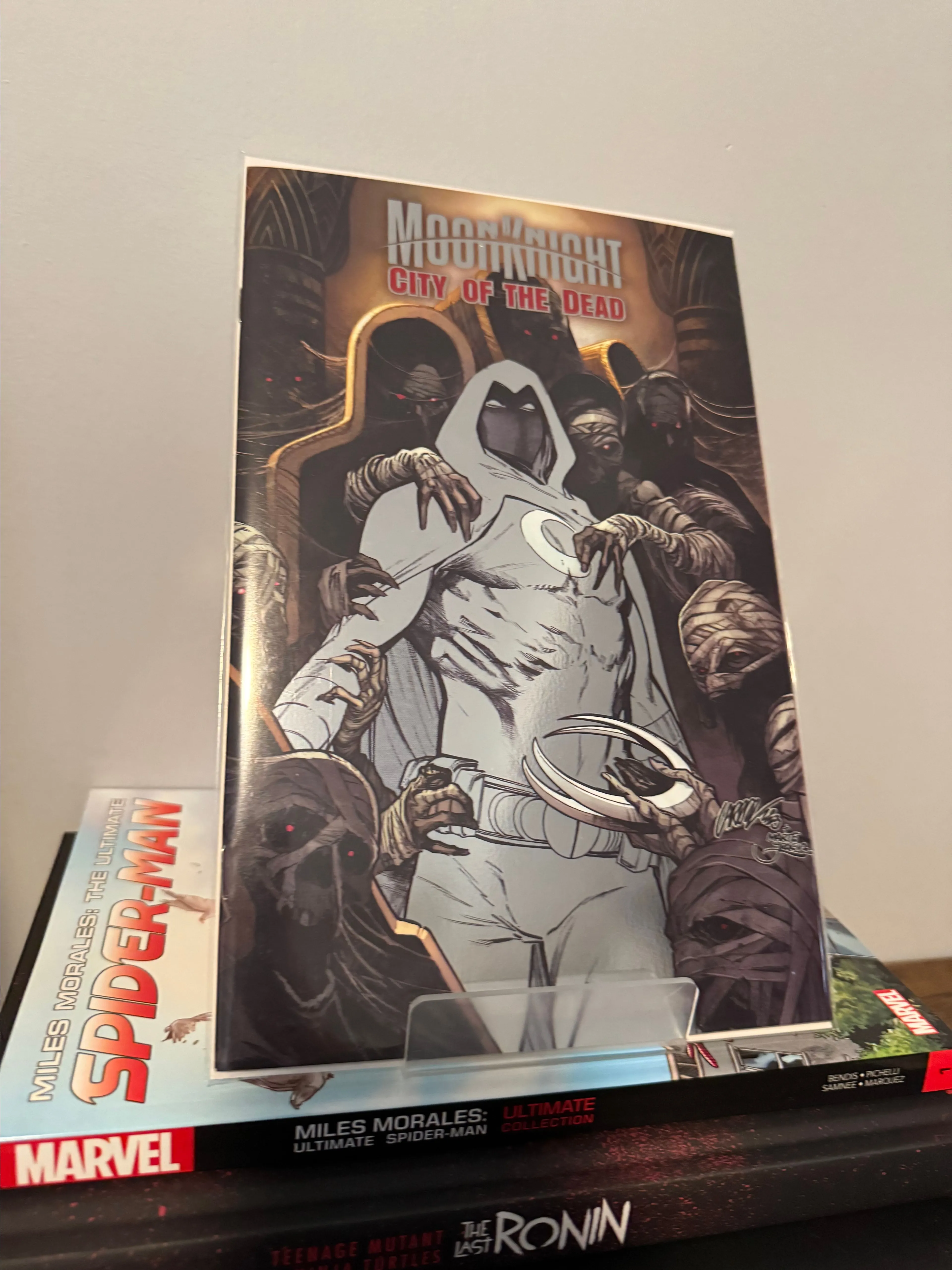 Product image for MoonKnight: City Of The Dead #1 (Foil)