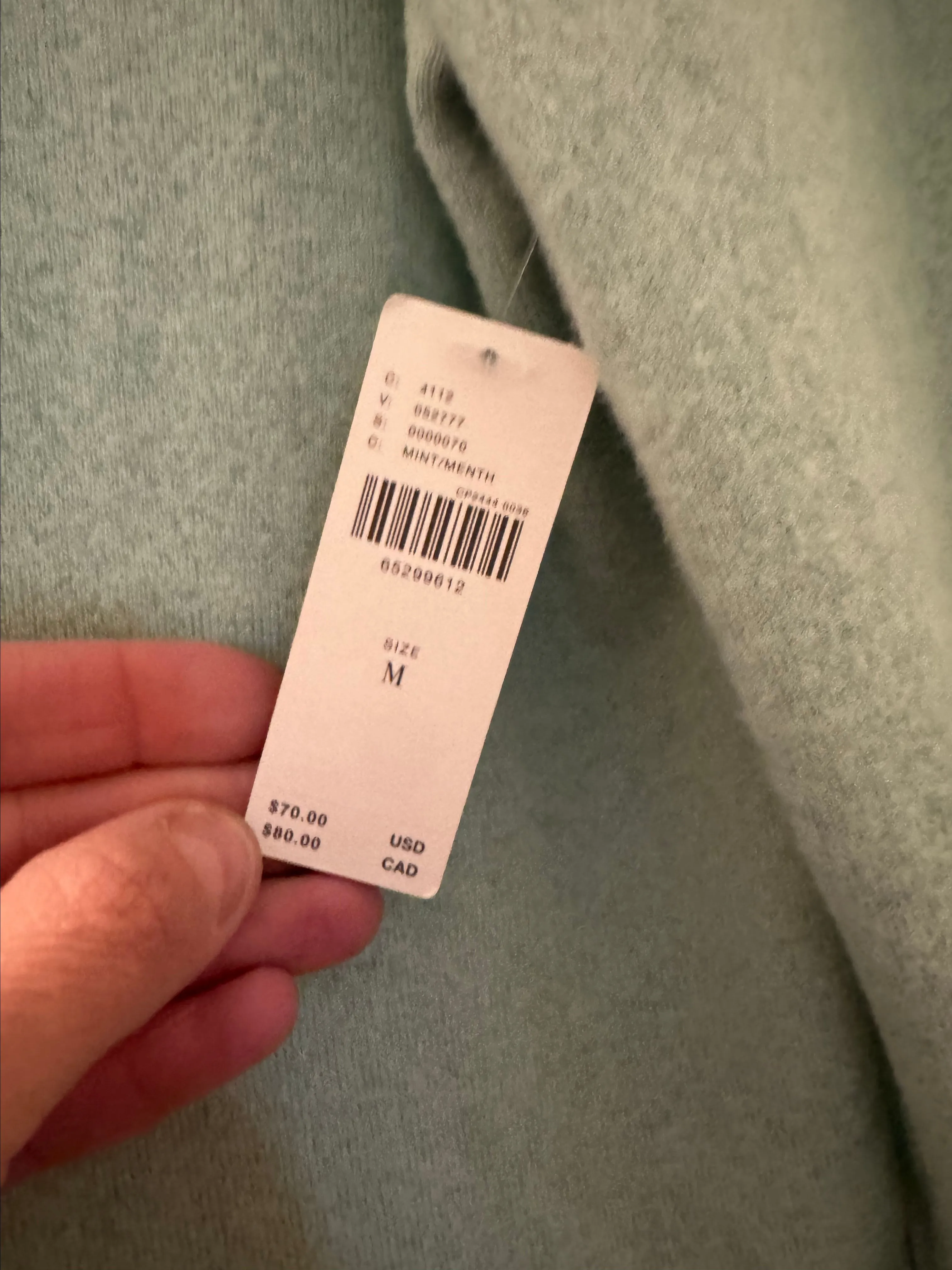 Listing Image Blurred Background