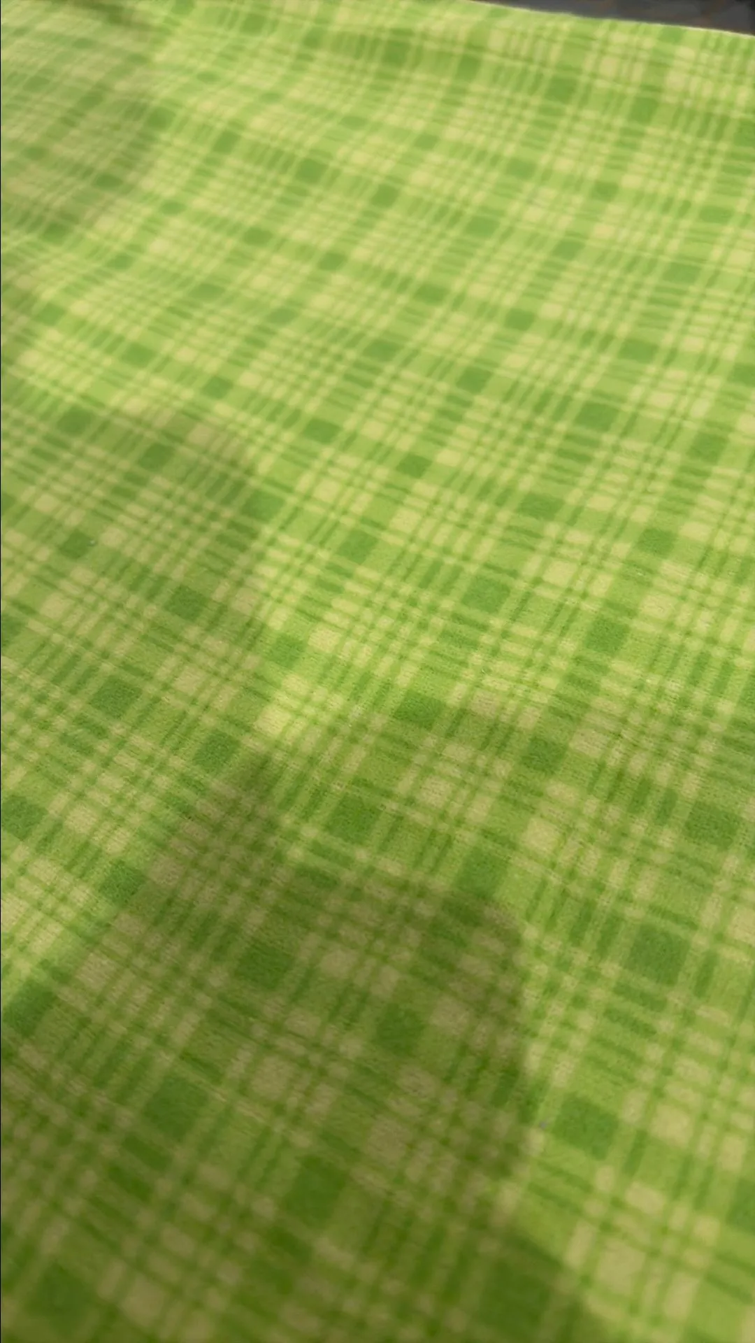 Listing Image Blurred Background