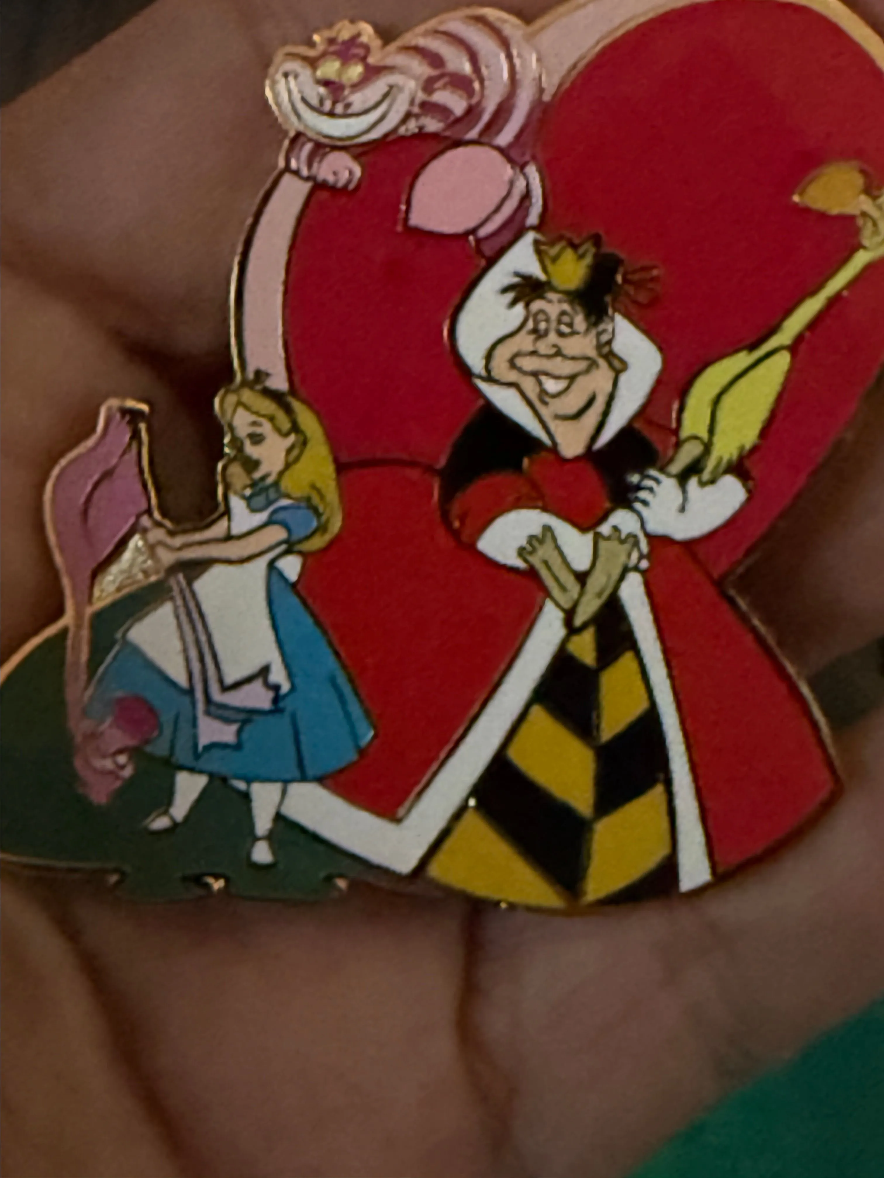 Product image for Pin 36137 Disney Auctions (P.I.N.S.) - Alice, Cheshire Cat & Queen of Hearts