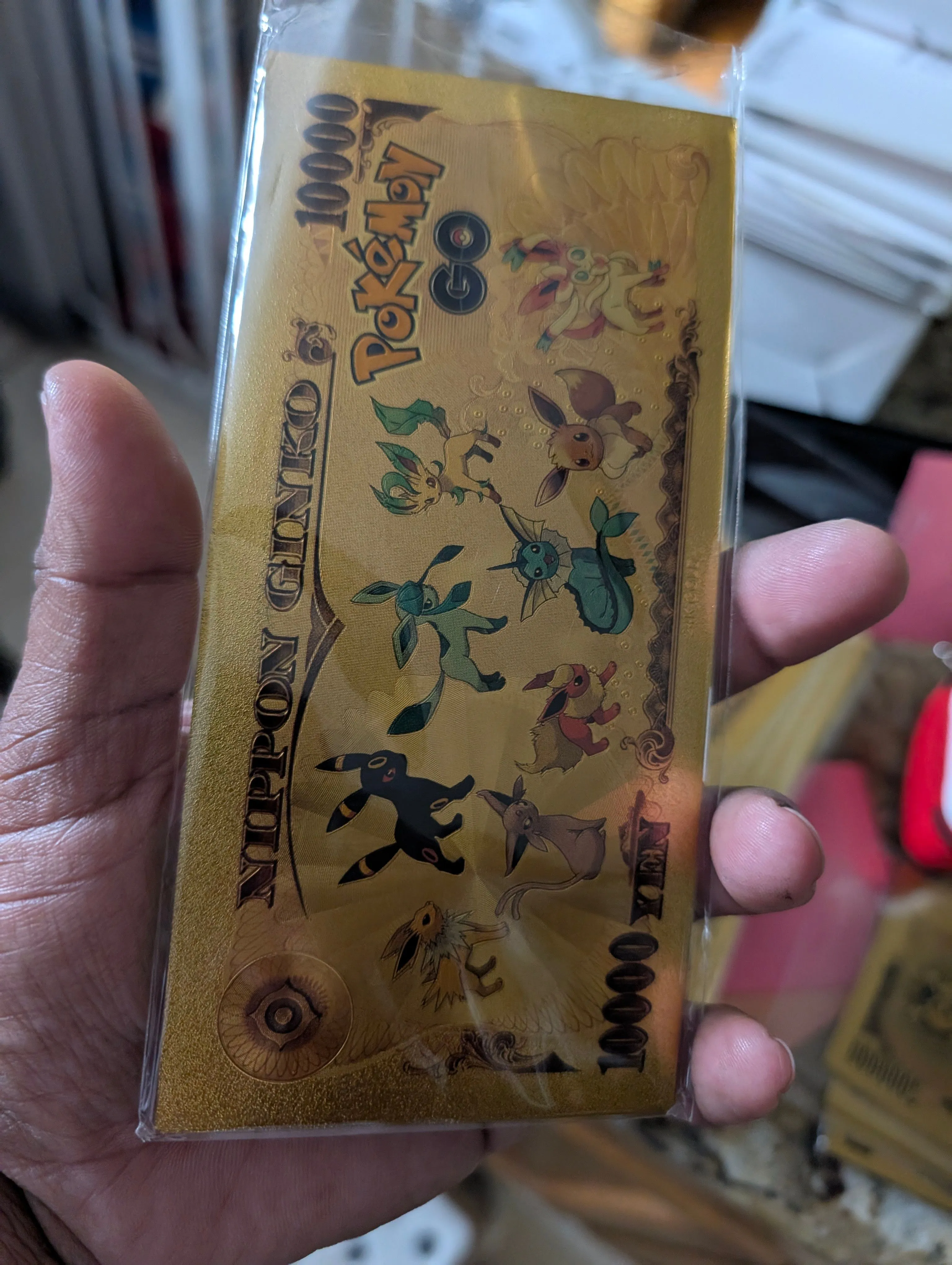 Product image for Random Pokemon themed gold plated bank note