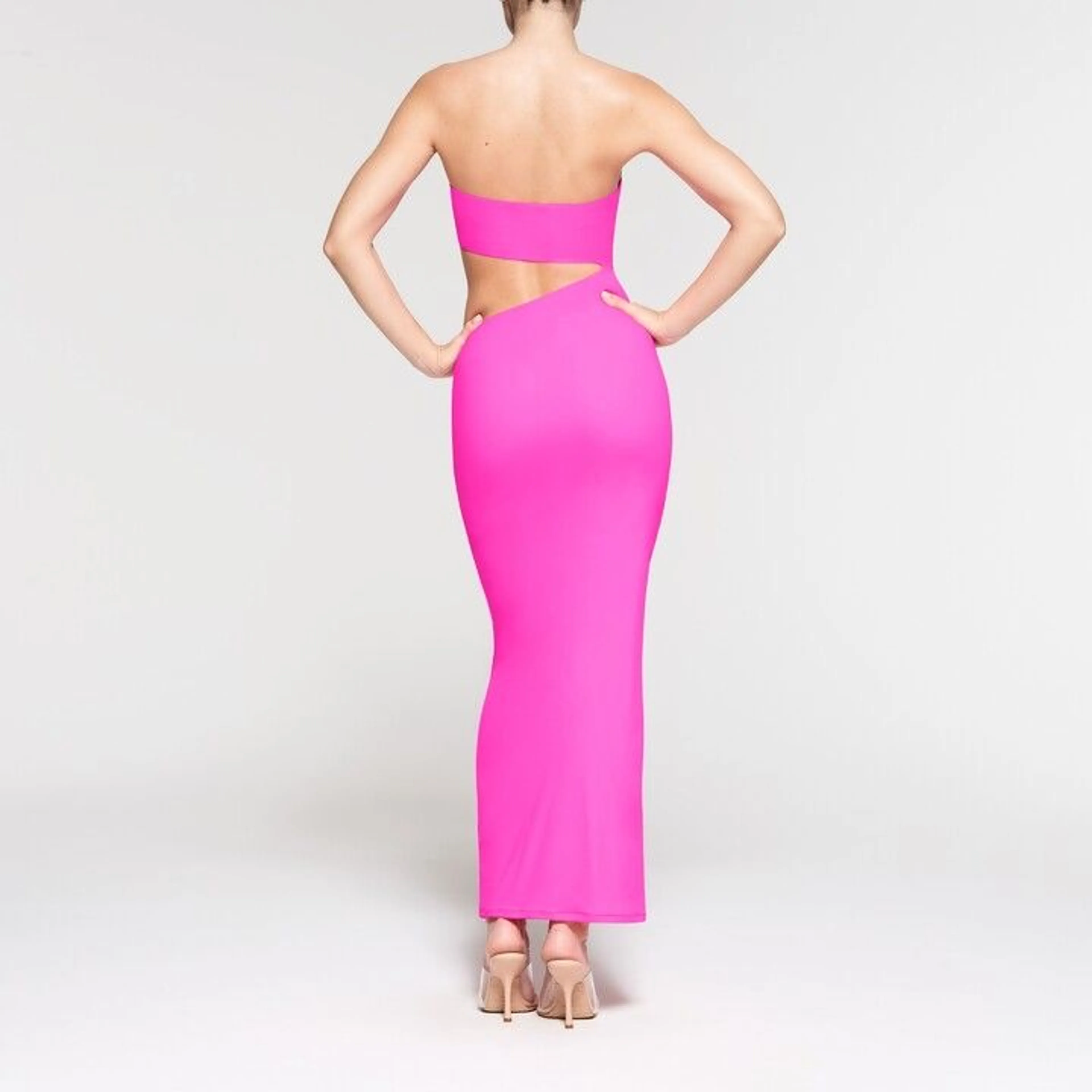 FITS EVERYBODY CUT OUT LONG DRESS | COCOA