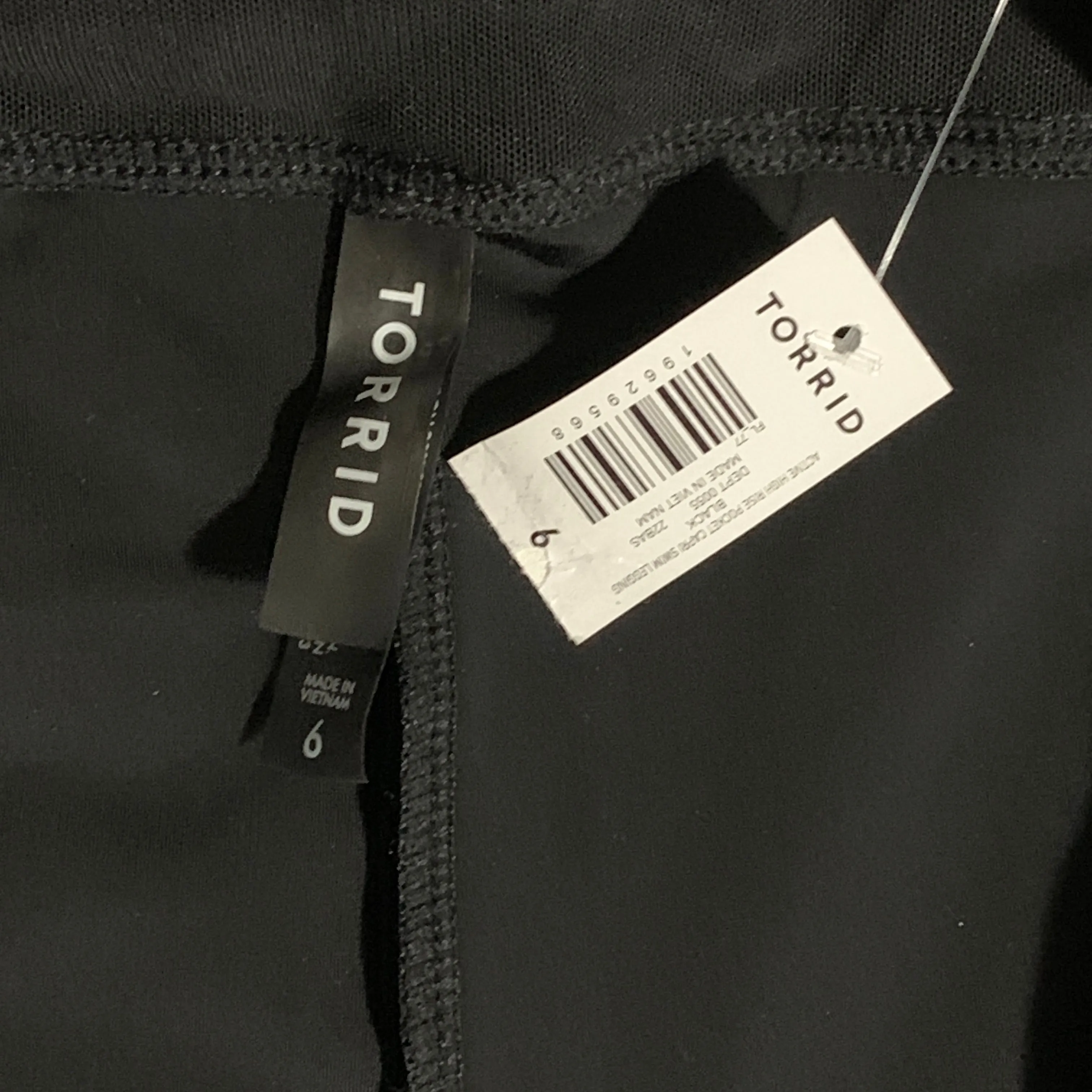 Listing Image Blurred Background