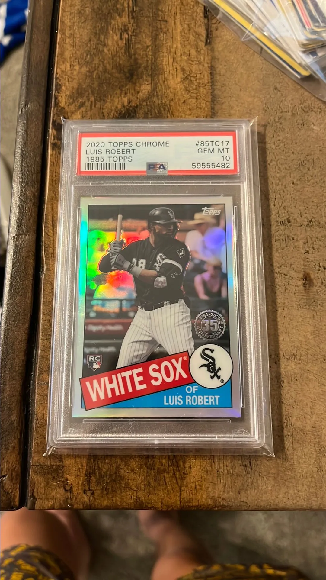 Product image for 2020 topos chrome Luis Robert 1985 Topps design.