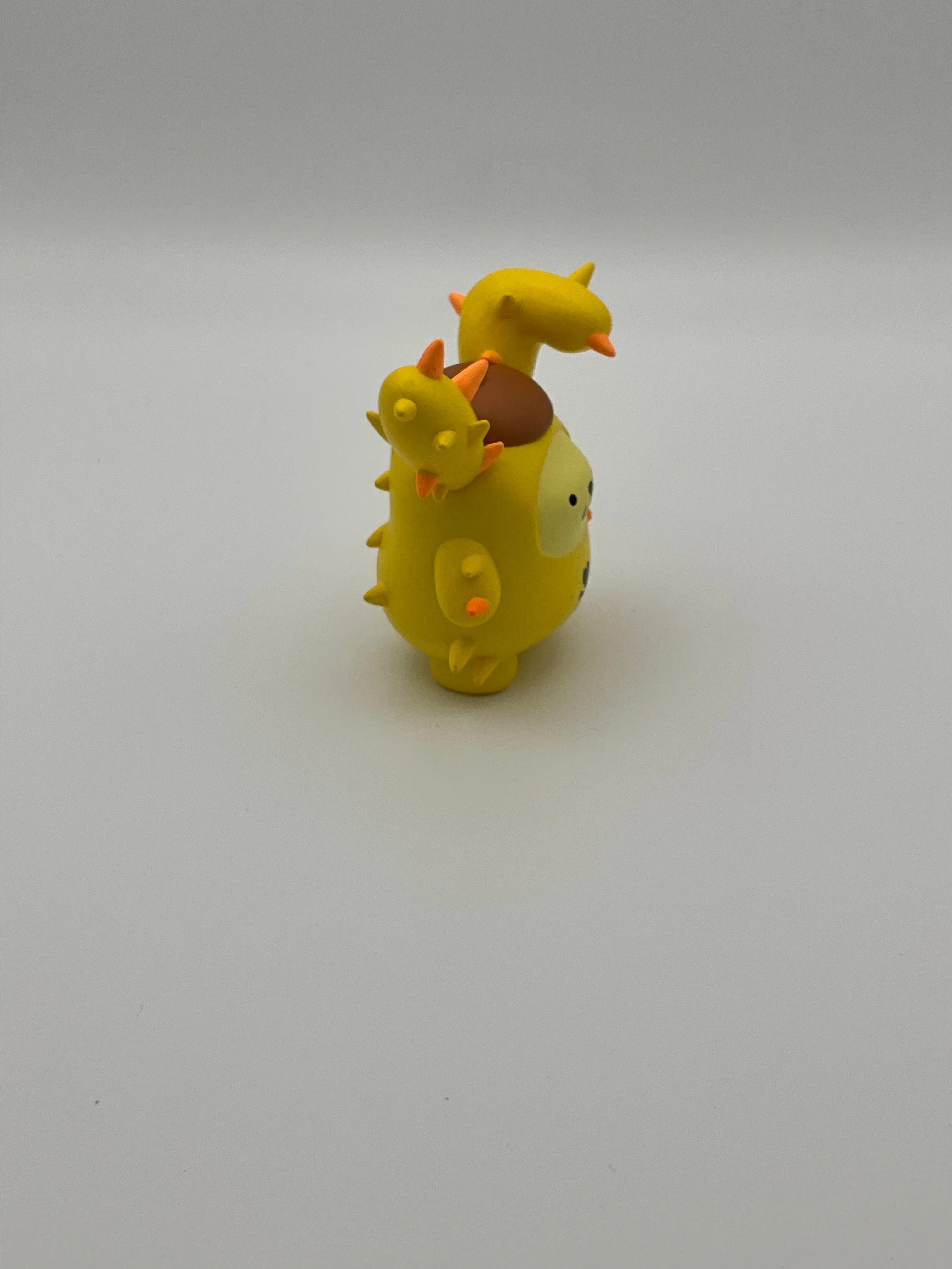 Listing Image Blurred Background