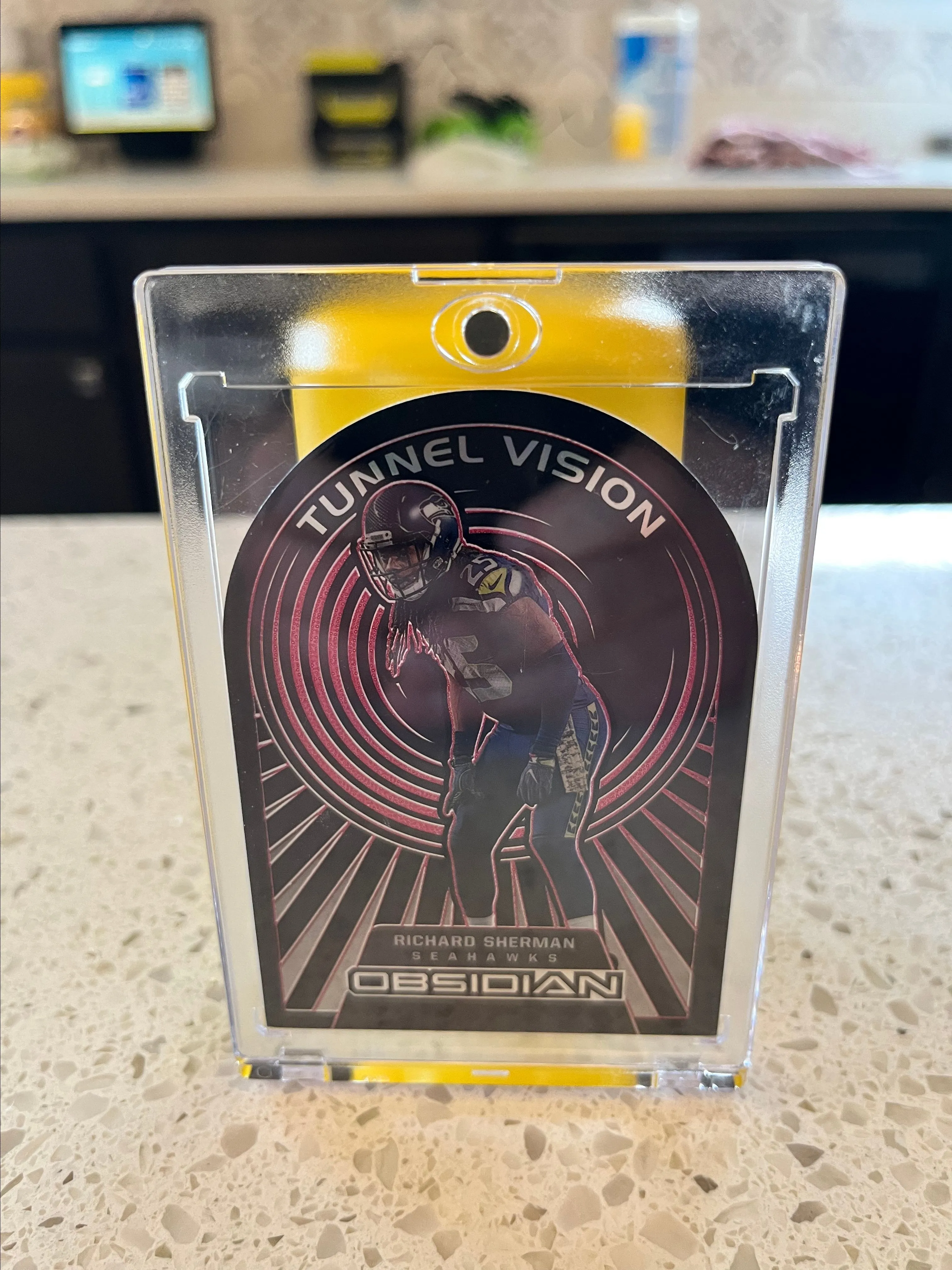 Product image for 2022 Obsidian Richard Sherman pink Tunnel Vision 6/10