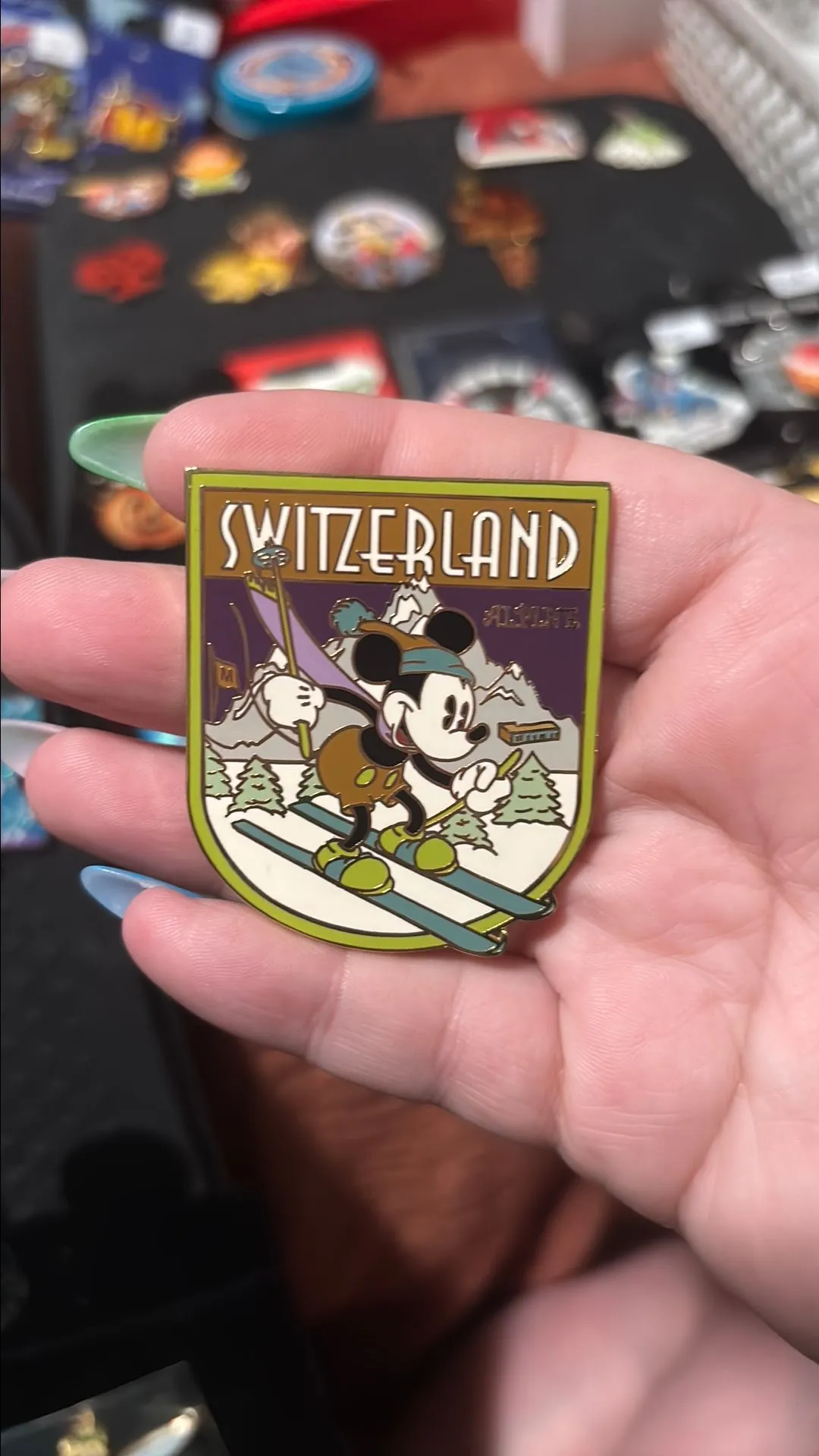 Product image for Disney Auctions Switzerland Mickey Pin