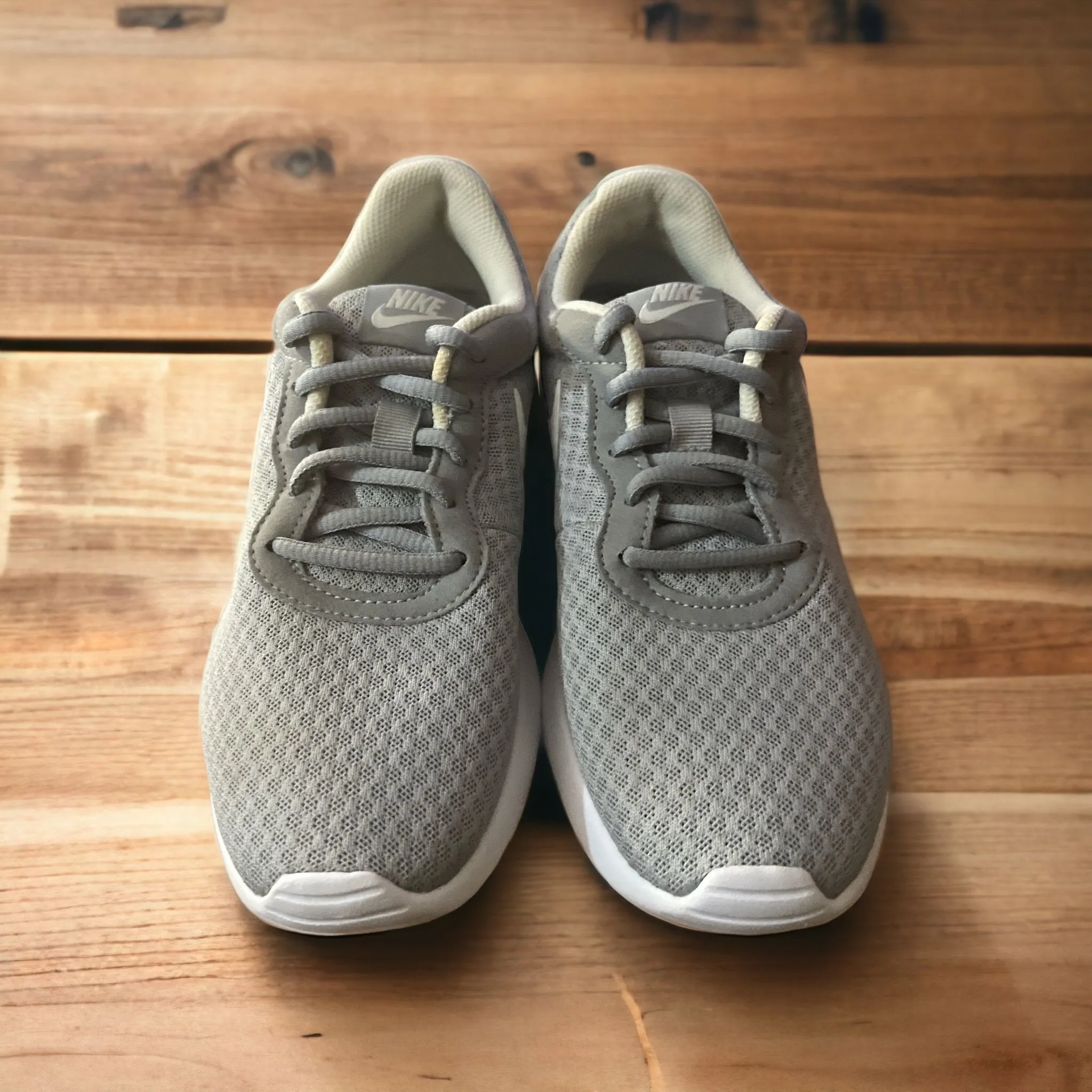 Listing Image Blurred Background