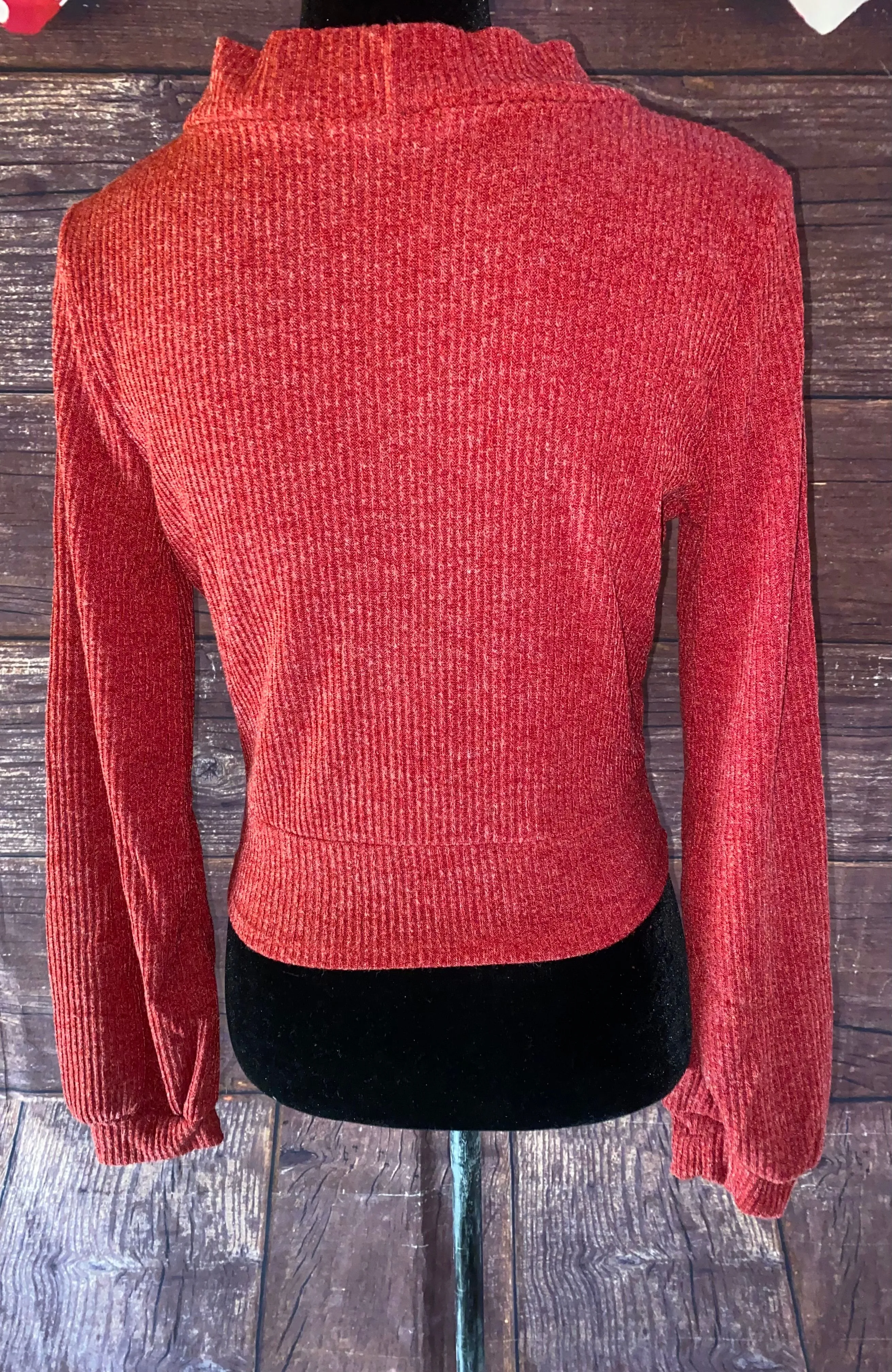 Listing Image Blurred Background