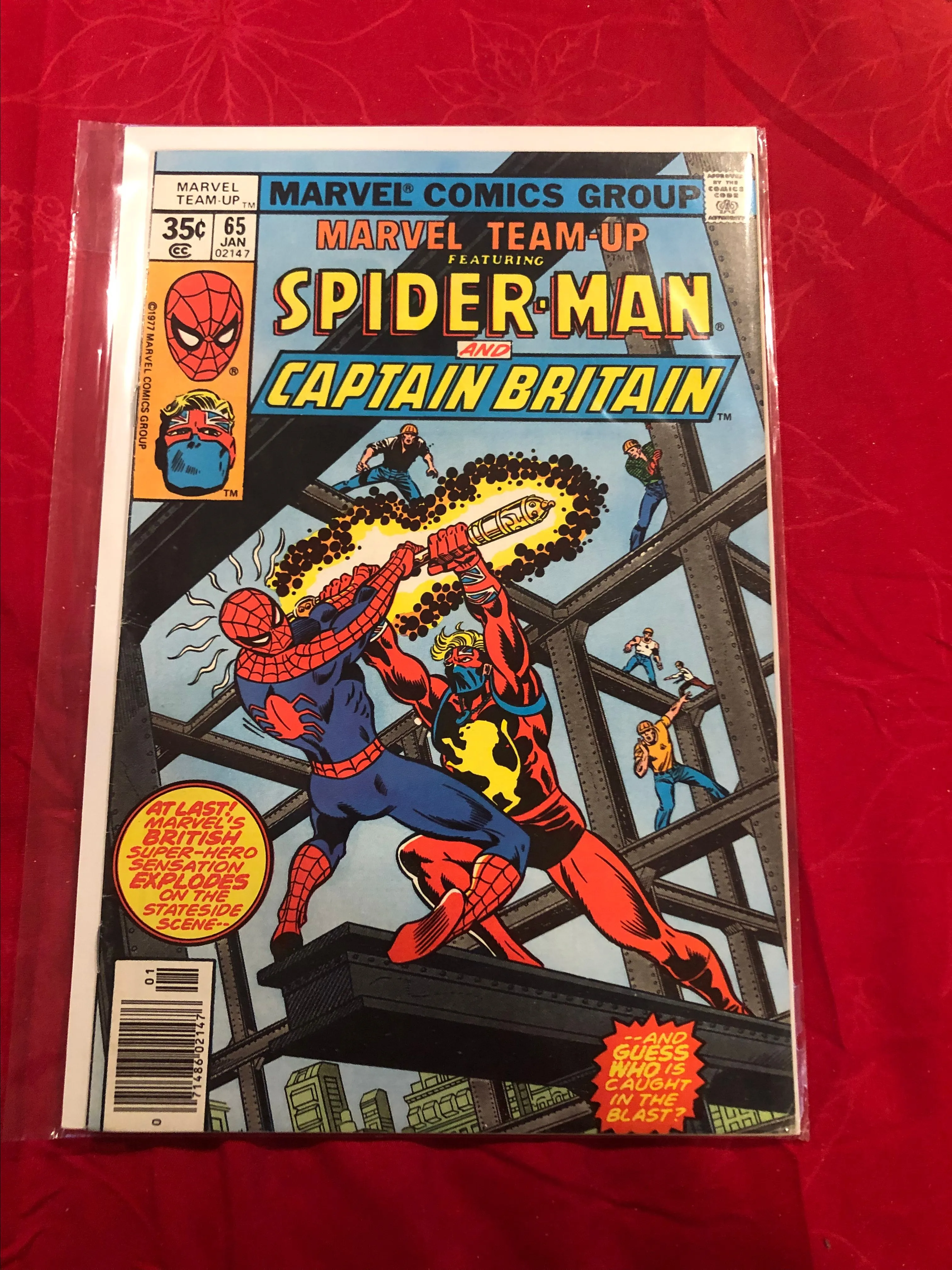Product image for Marvel team-up Spider-Man and captain britan