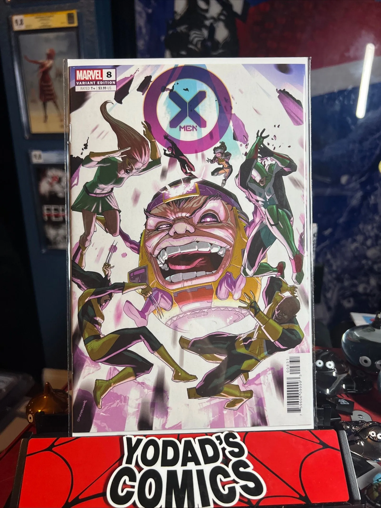Product image for X-Men #8 RATIO 1:25