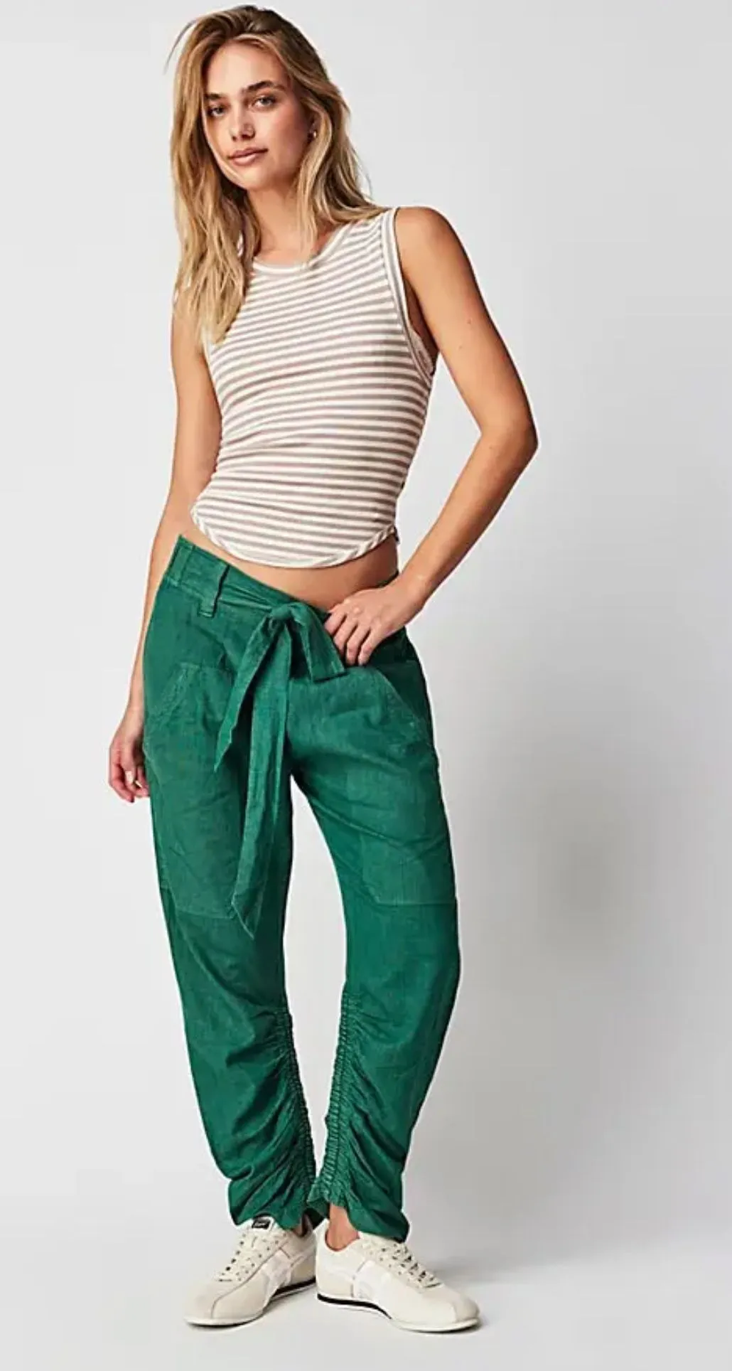 Product image for 4. (SMALL) NWT FREE PEOPLE HEART OF GOLD CINCHED TROUSER