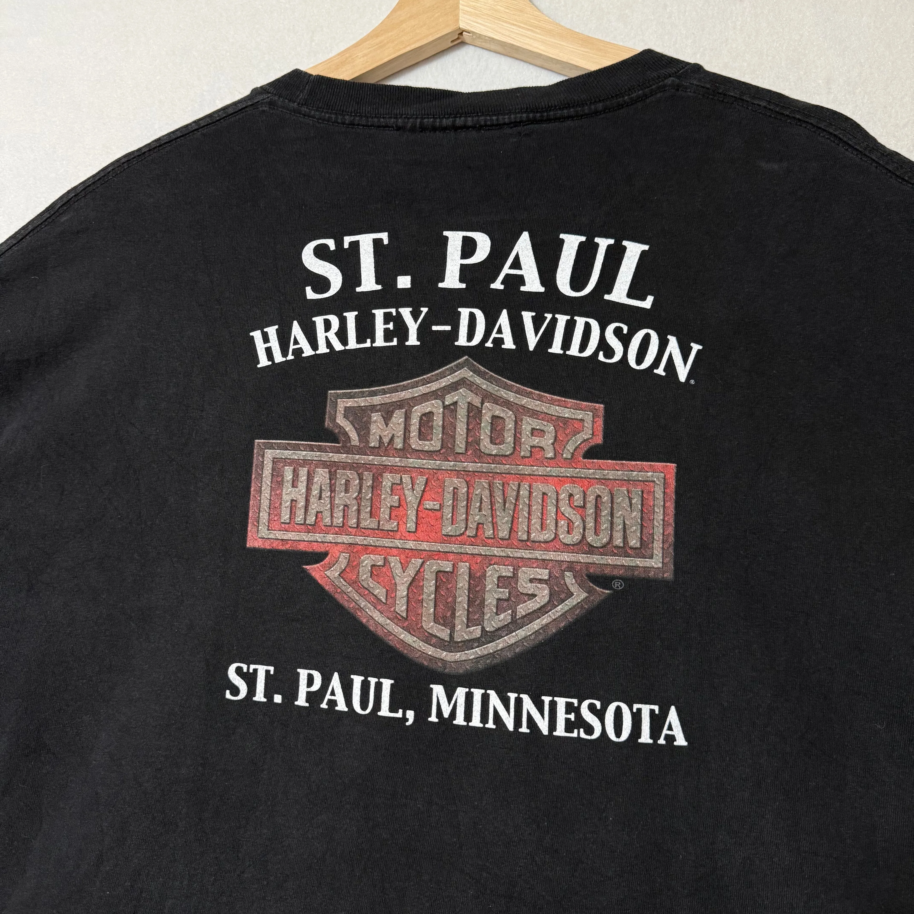 Listing Image Blurred Background