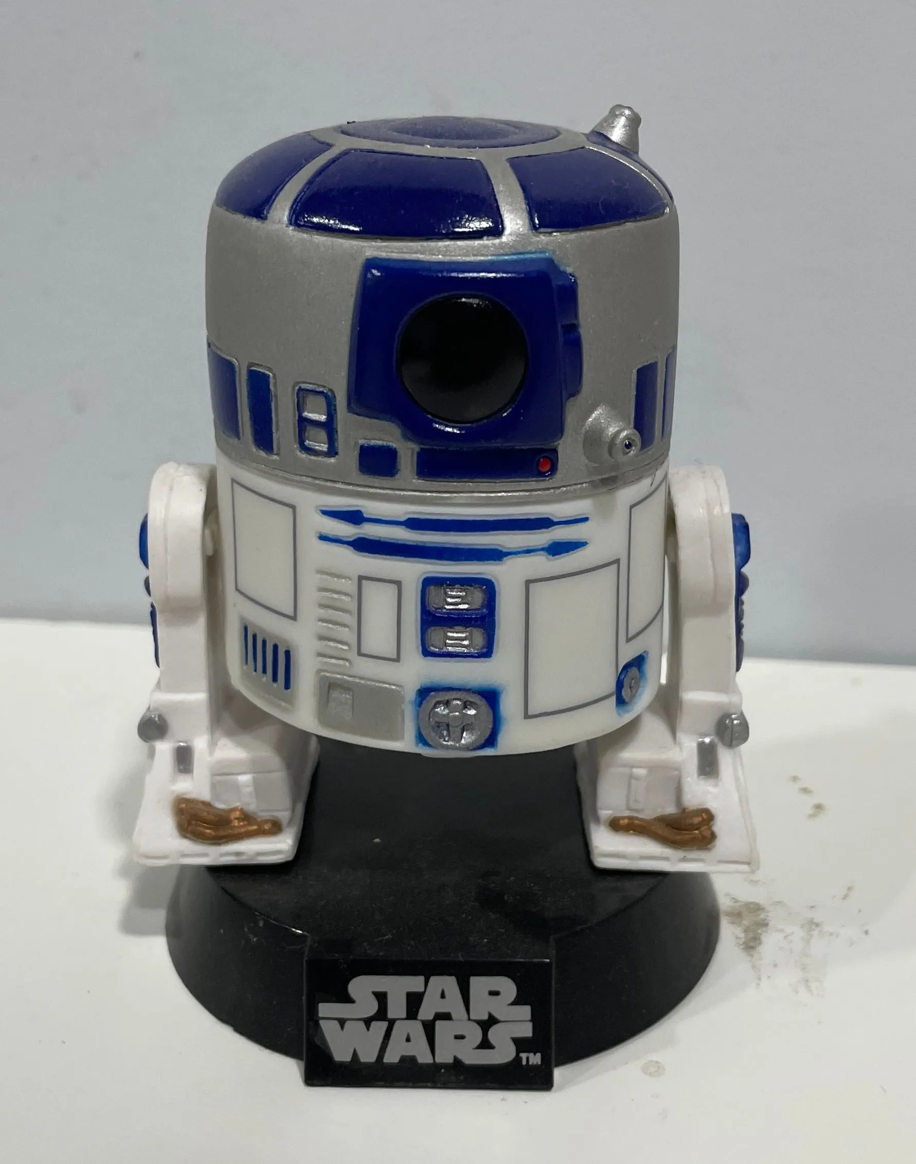 Product image for Funko Pop! Star Wars - R2-D2 #31 Figure (Loose)