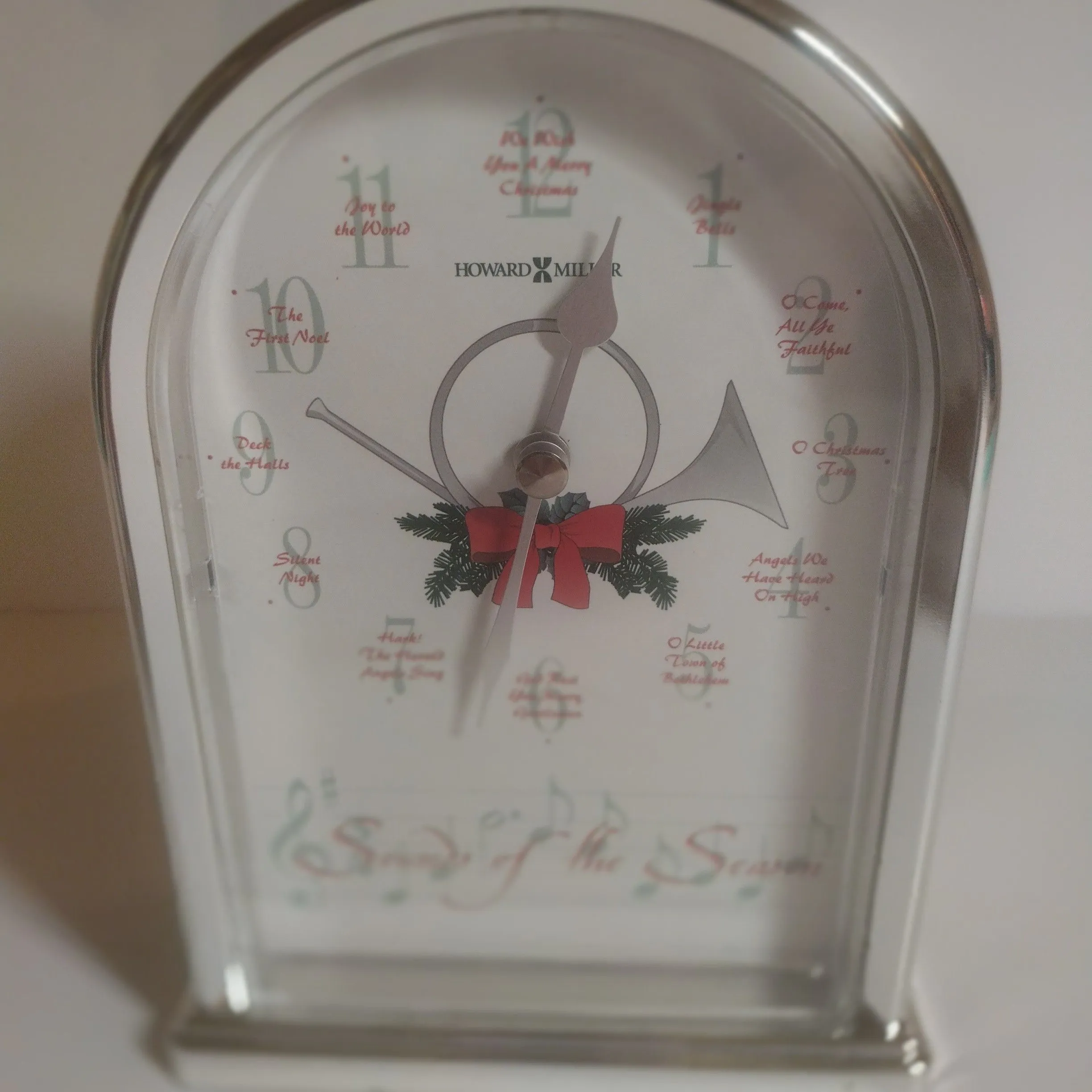 Product image for Vintage Howard Miller Sounds Of The Season Musical Tabletop Mantel Clock