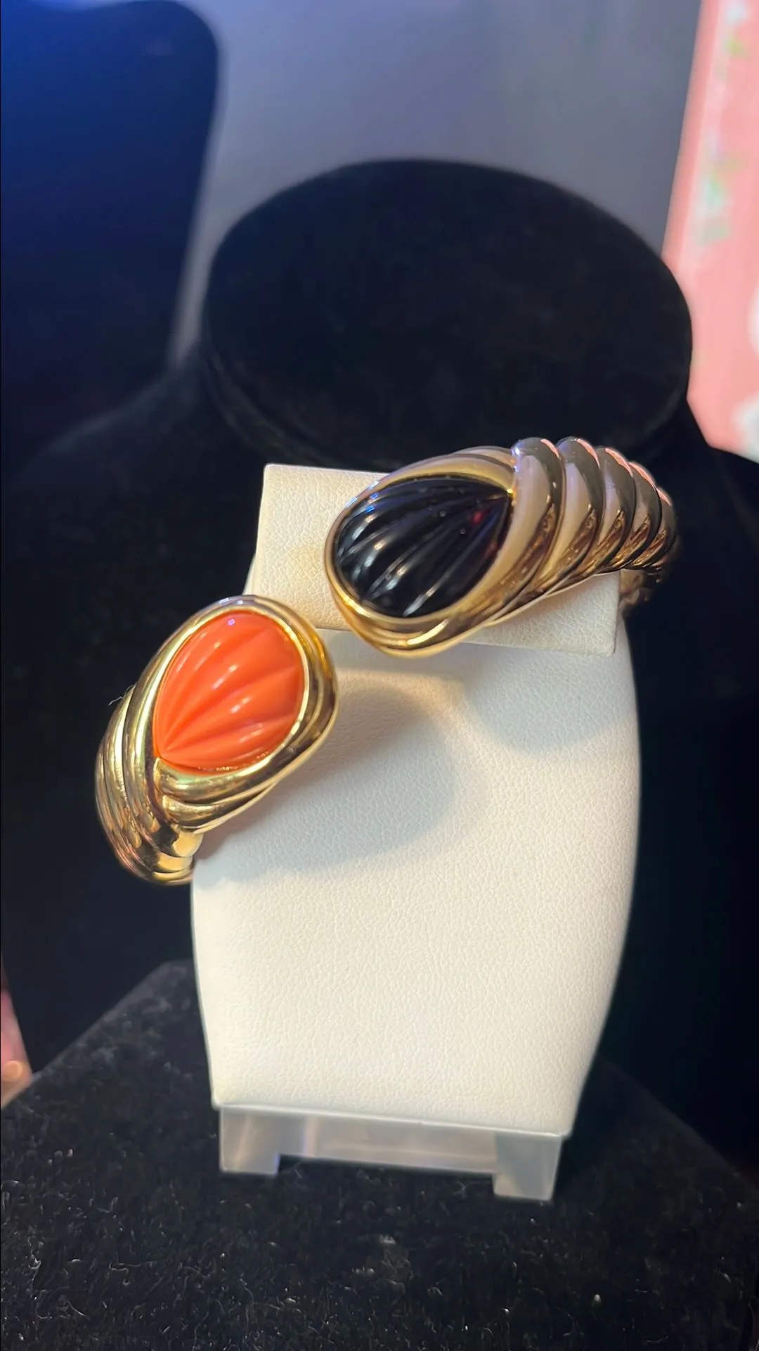 Product image for Vintage KJL hinged  BRACELET