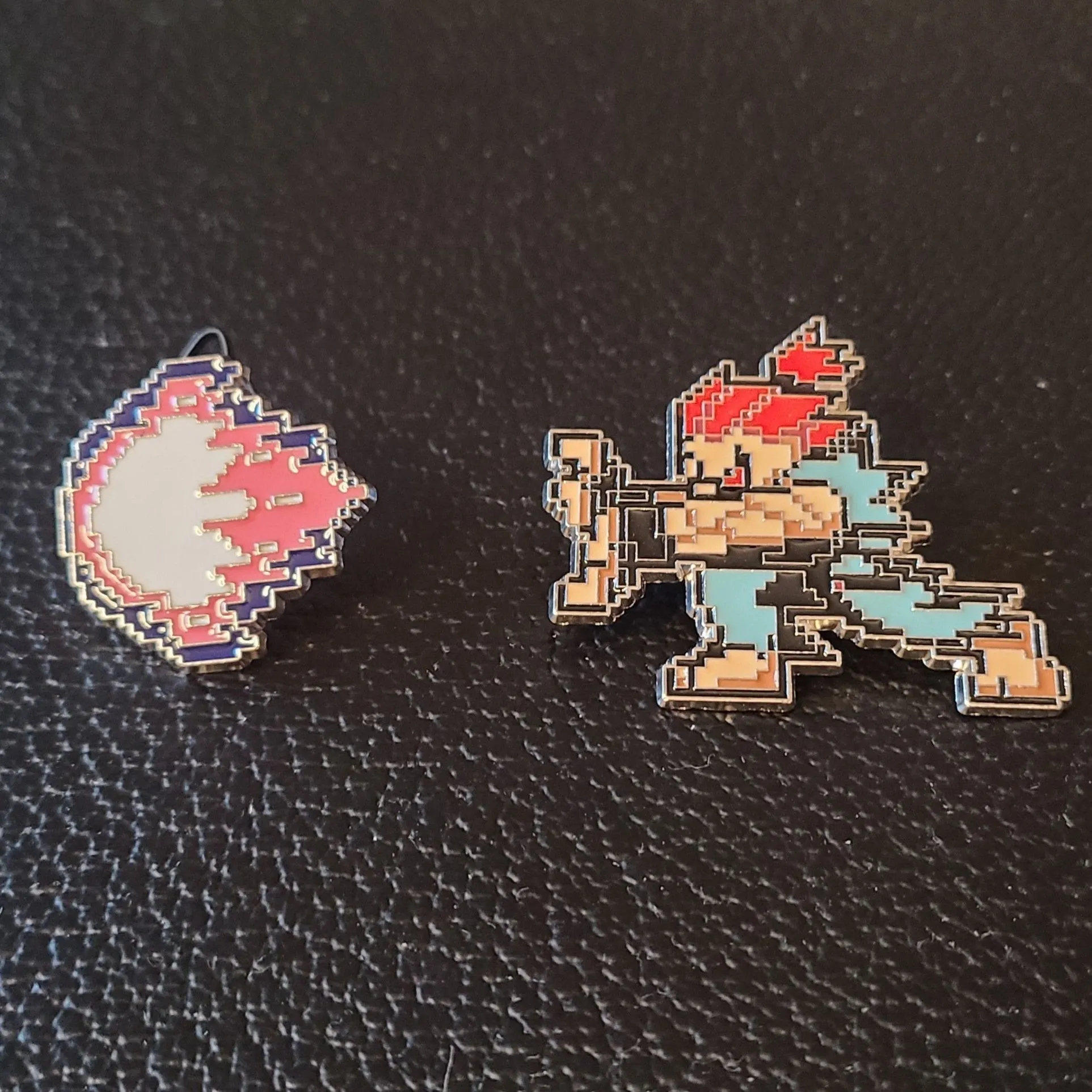 Product image for PIN - S.F. Akuma and Hadoken