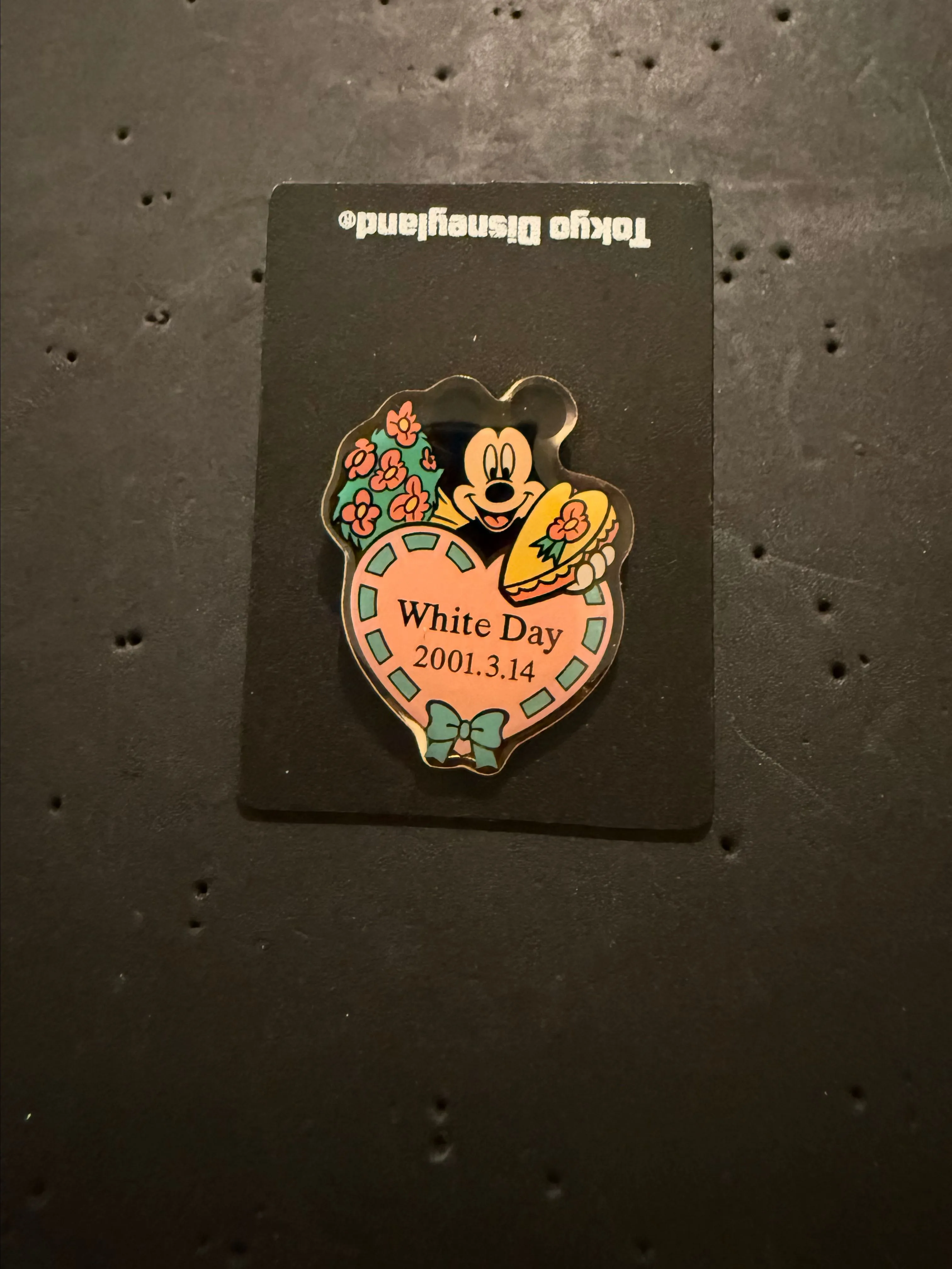 Product image for Tokyo Disneyland White Day Mickey pin  (A3)