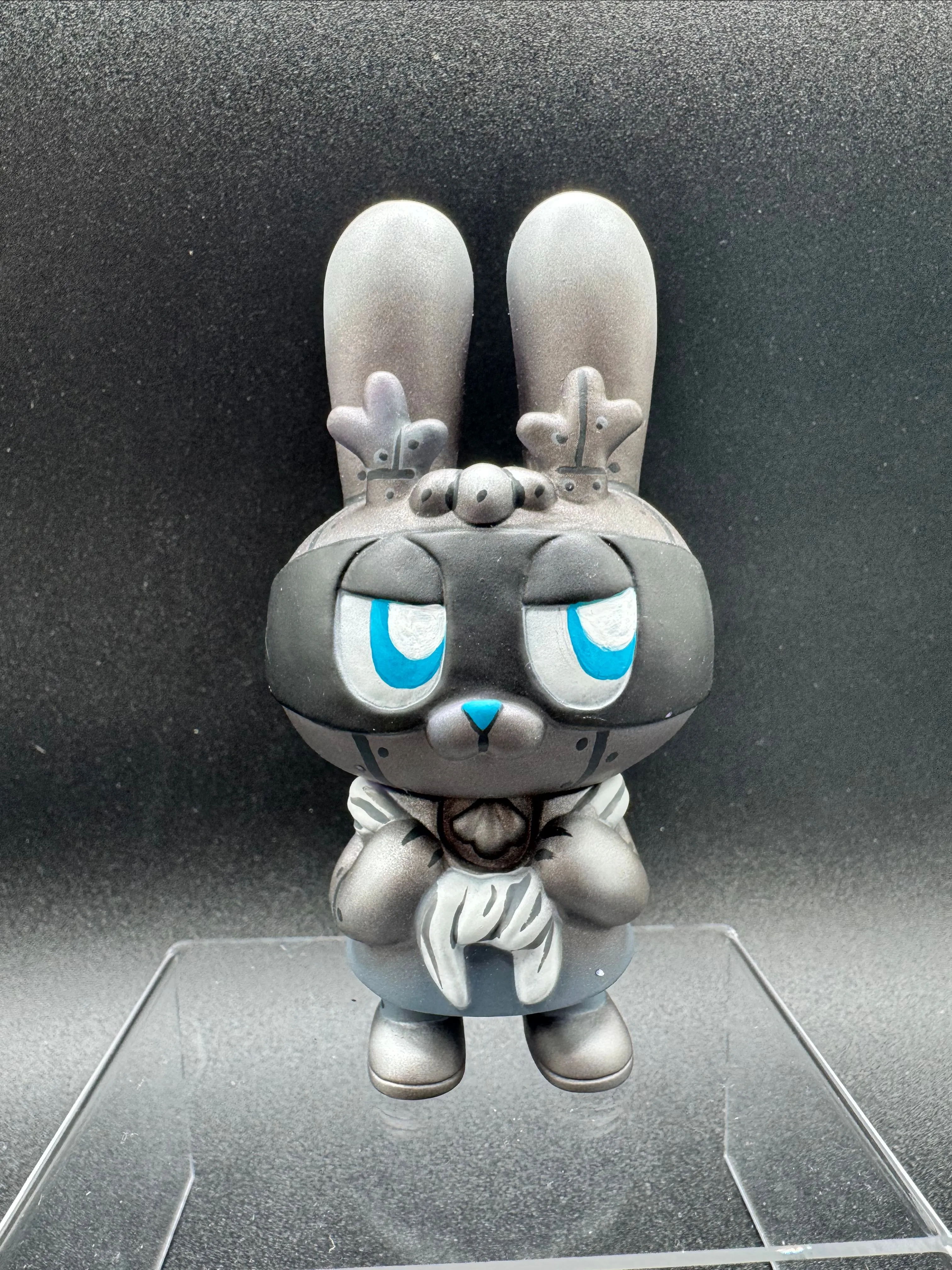 Product image for Dorobanii by Javier Jimenez - 2021 NYCC Stormy Vault exclusive - Robo Burgler - LE2