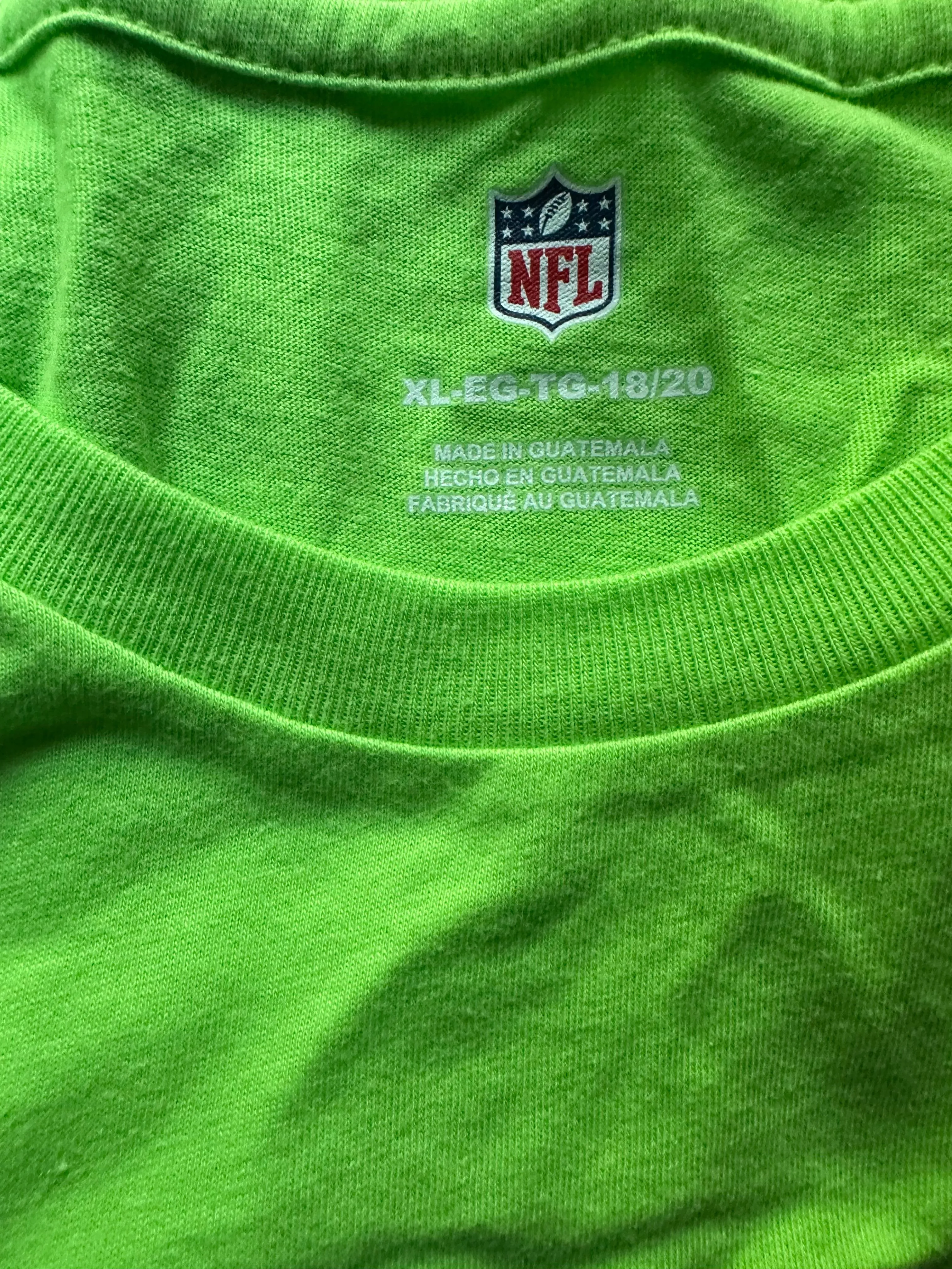 Listing Image Blurred Background