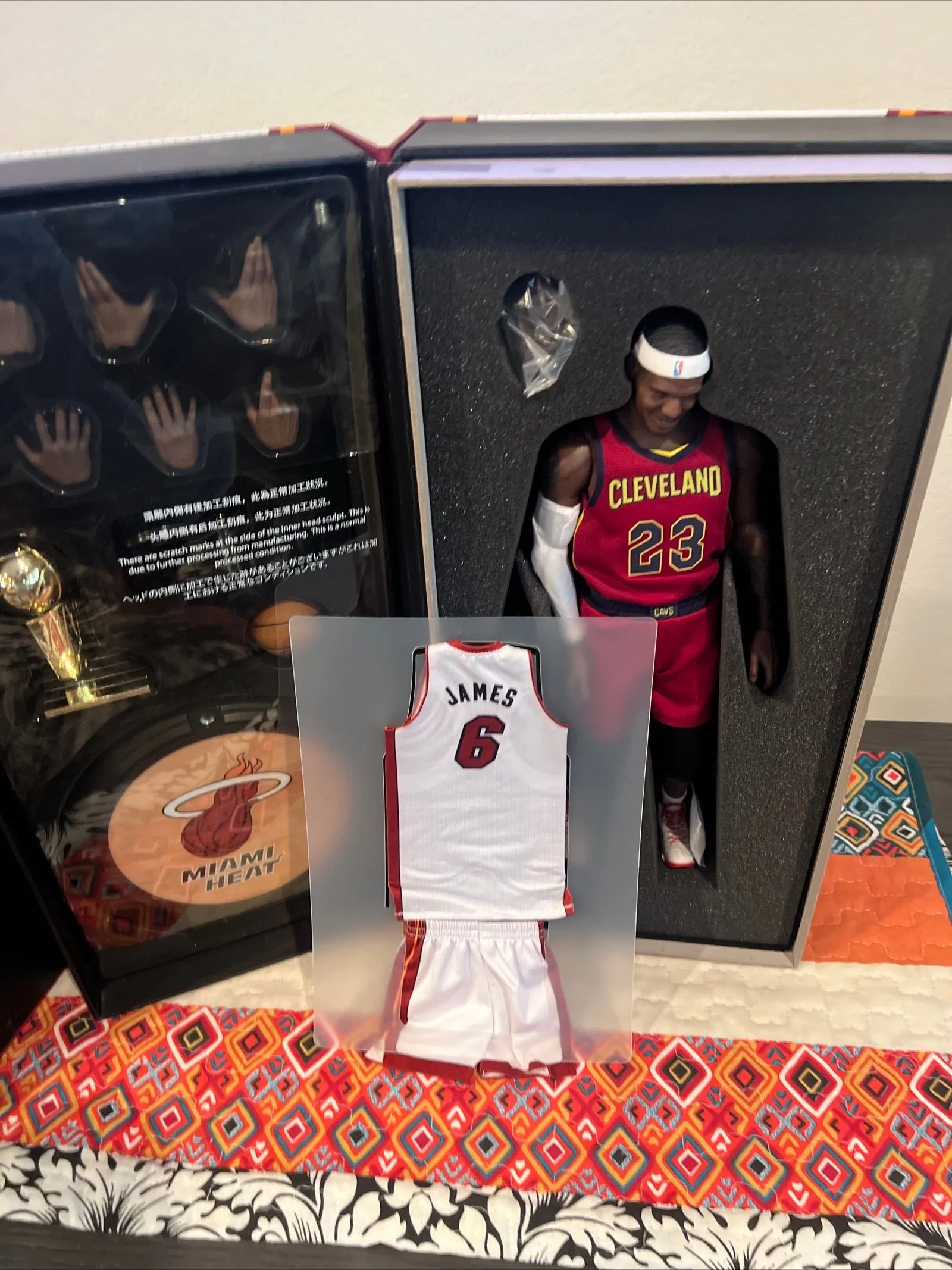 Product image for ENTERBAY LEBRON JAMES