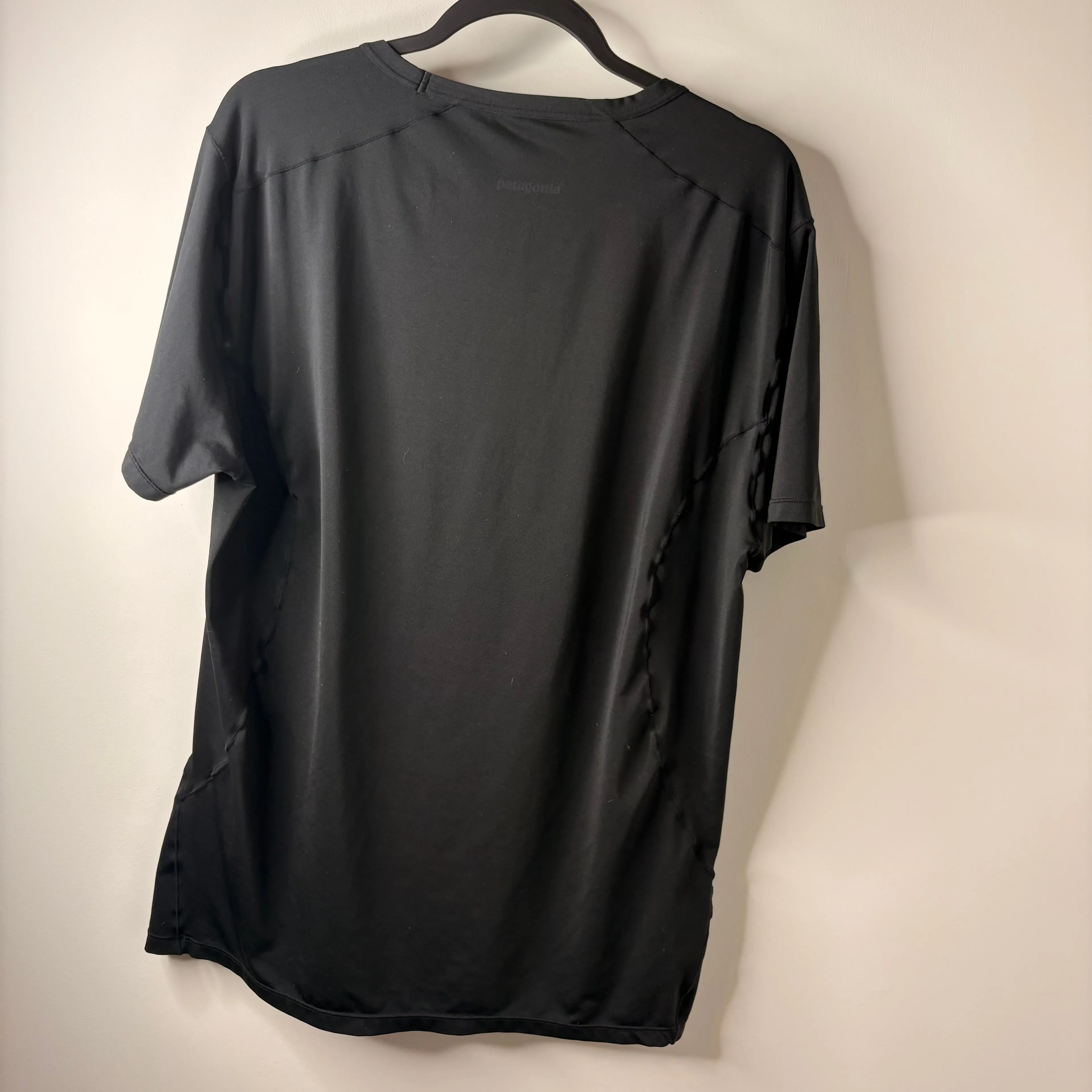 Listing Image Blurred Background
