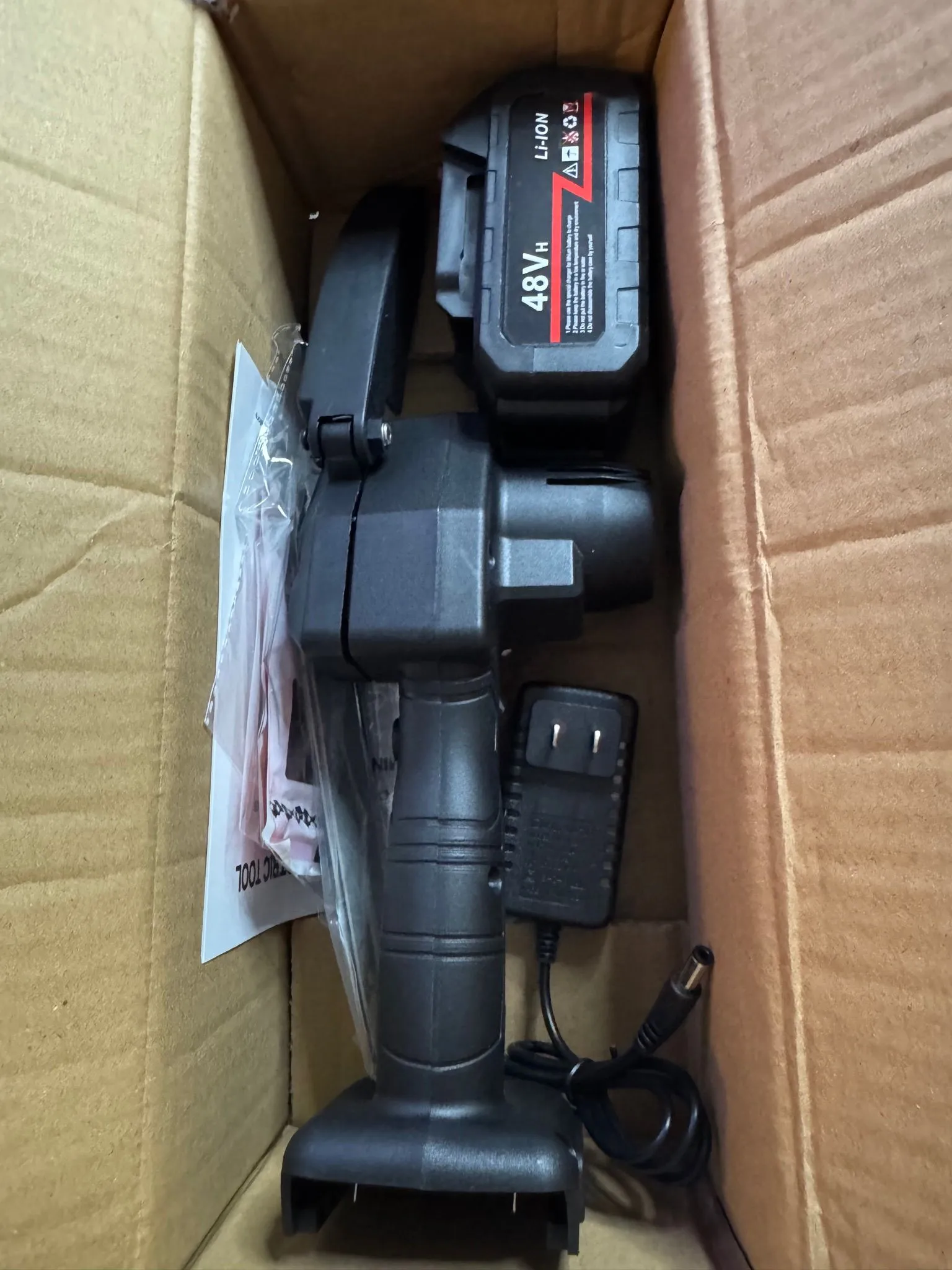 27f8ae98-c1ba-4cf2-a295-4e496507f2ee