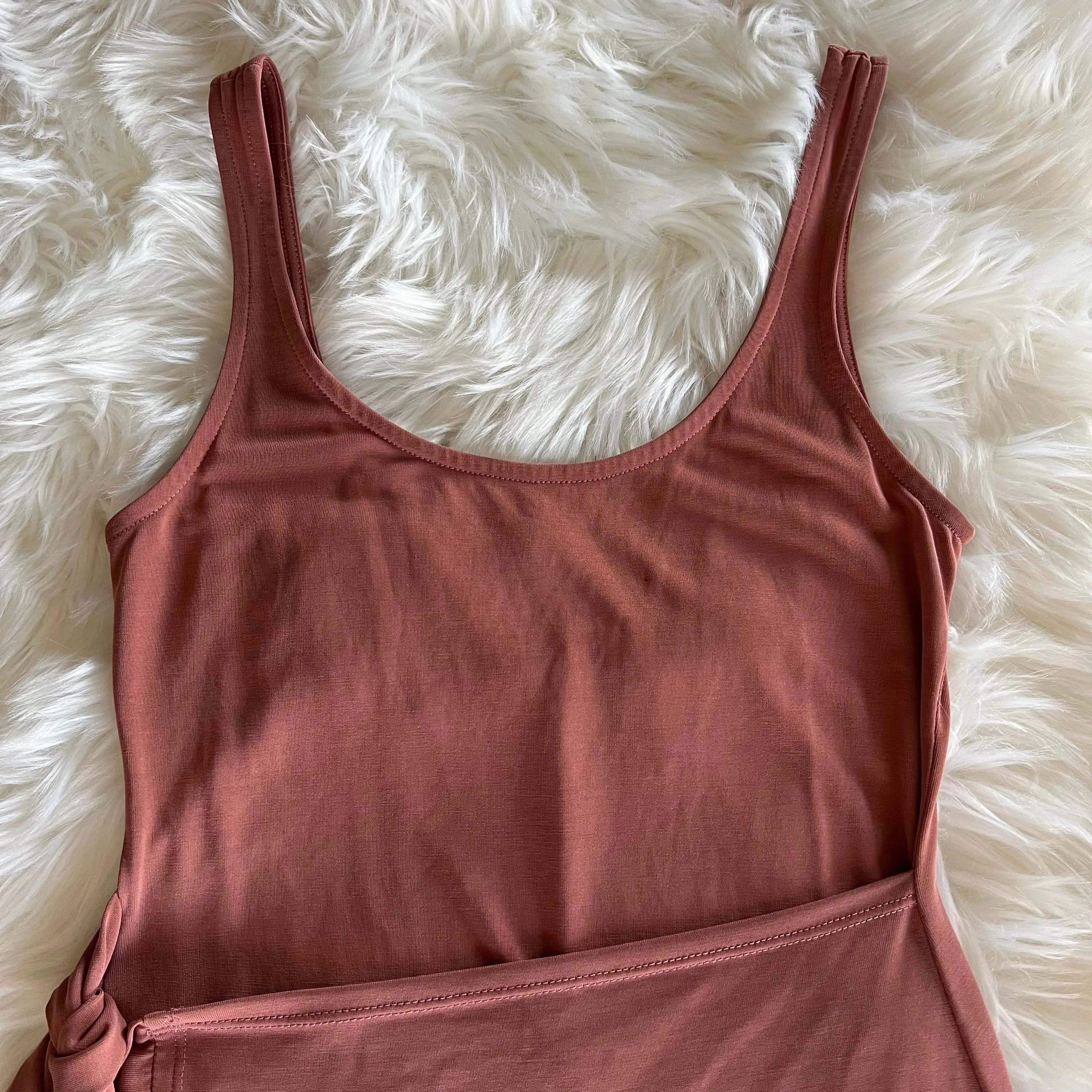 Listing Image Blurred Background
