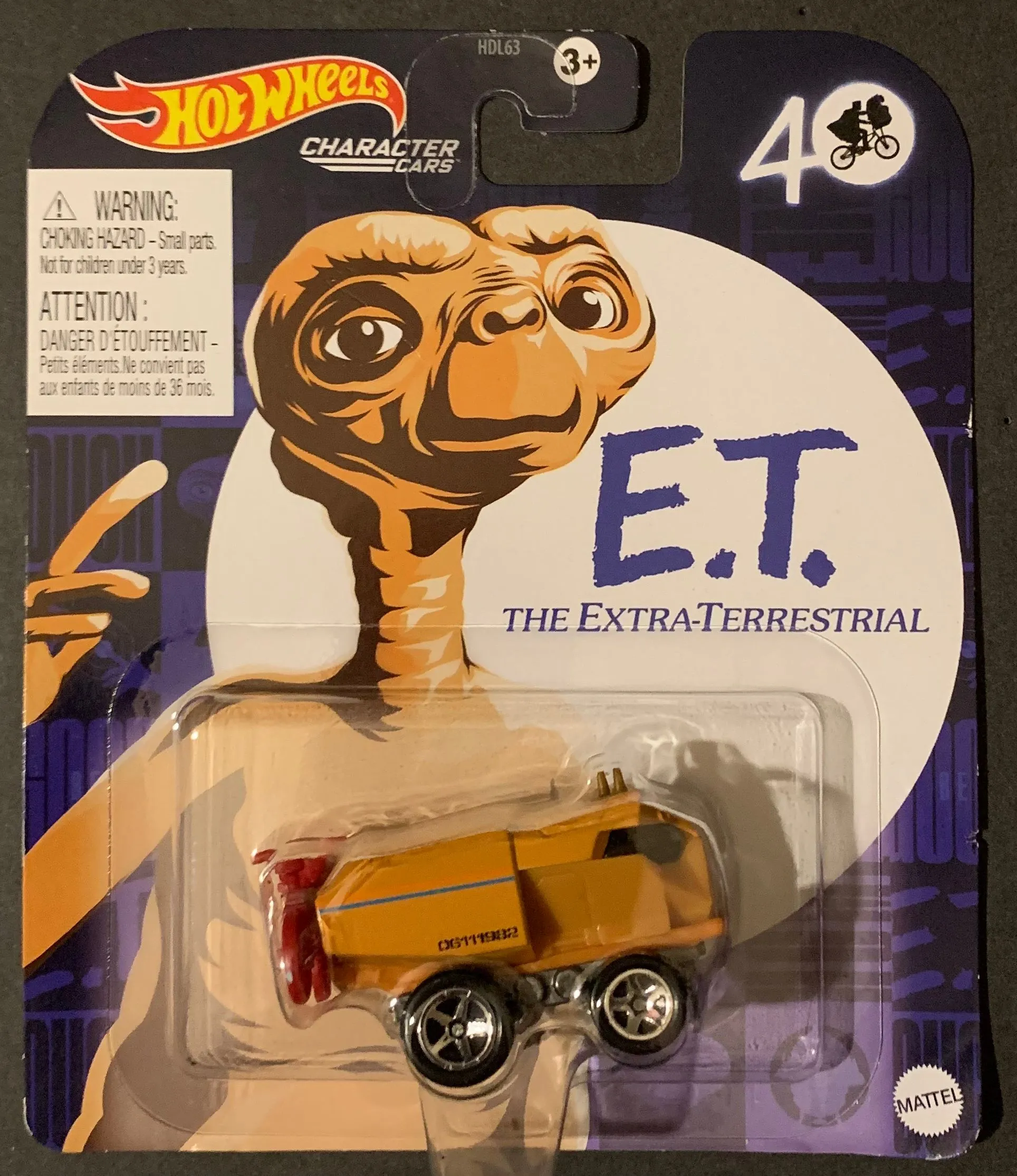 Product image for ***VHTF*** 2022 Hot Wheels Character Cars E.T. (40th Anniversary) Damaged Card