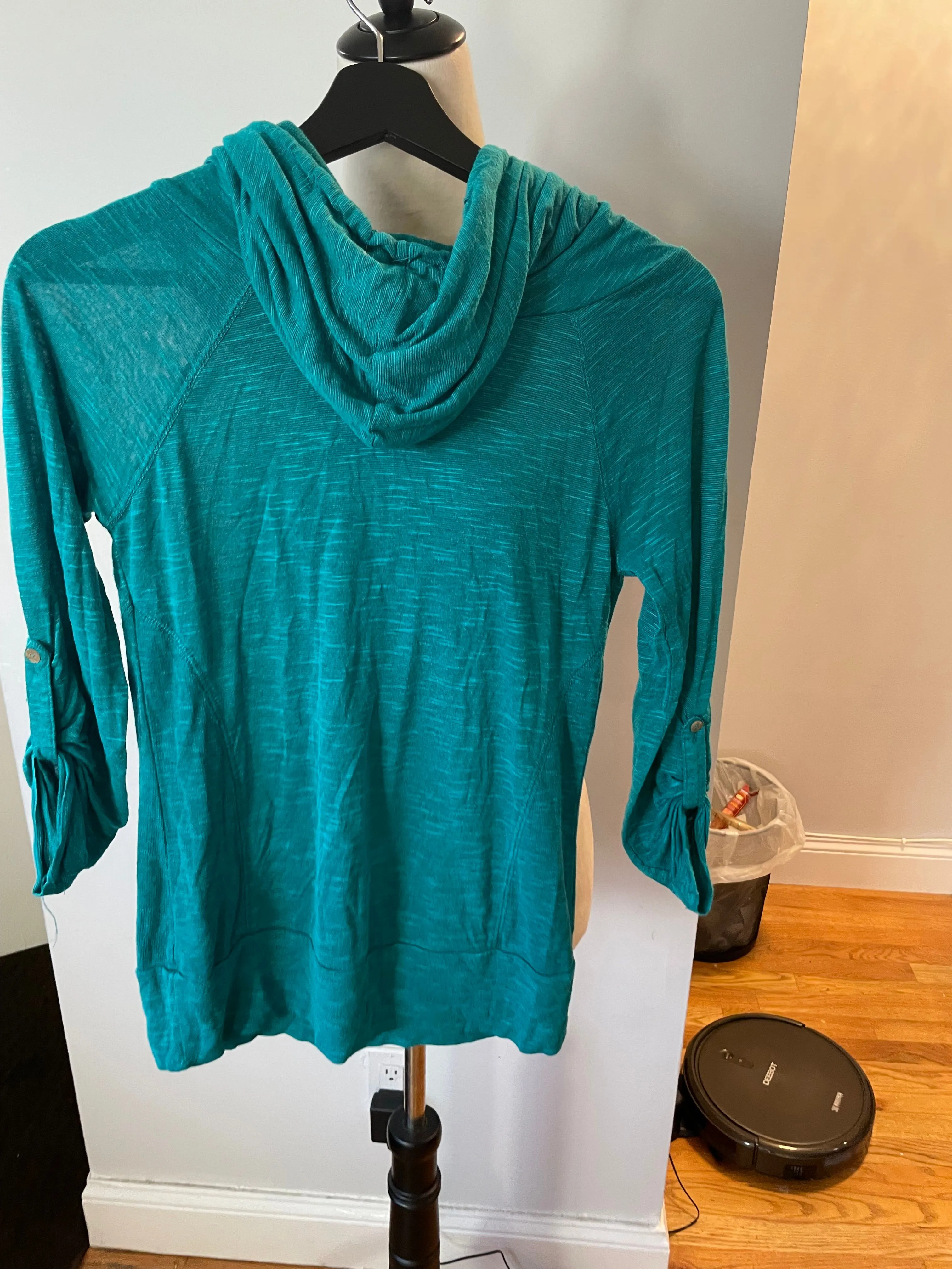 Listing Image Blurred Background
