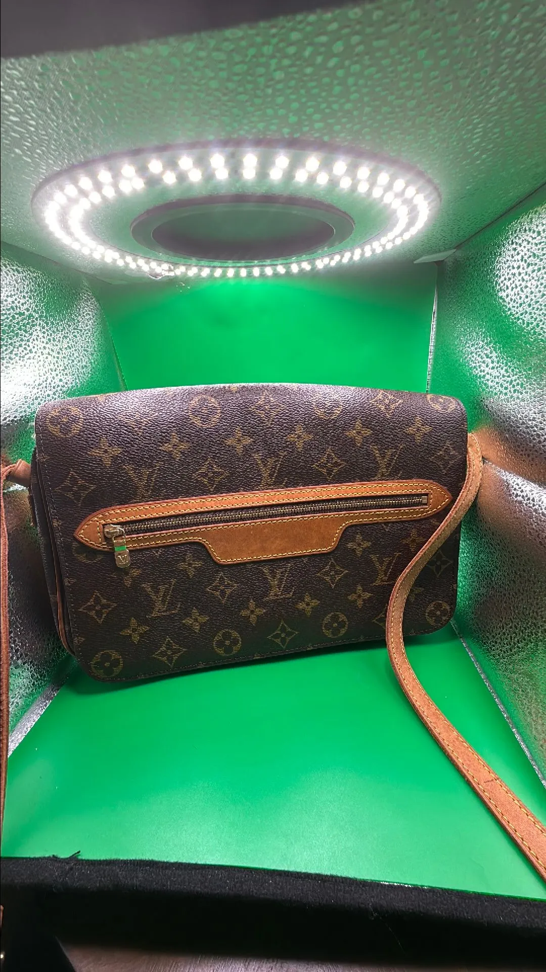 Product image for Lv vintage St germain 28